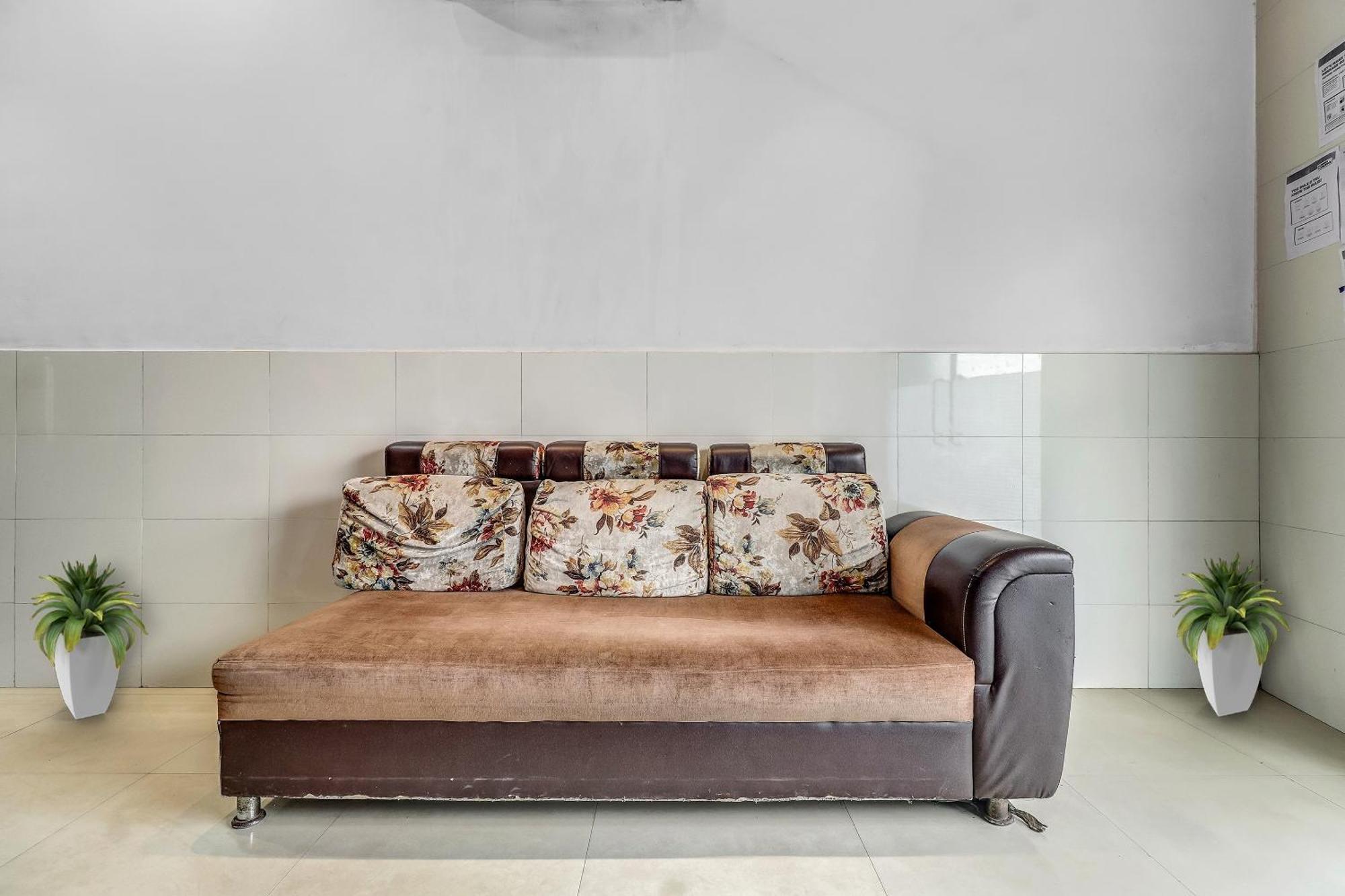 Hotel O Kailash Park Boutique Rooms Hotel