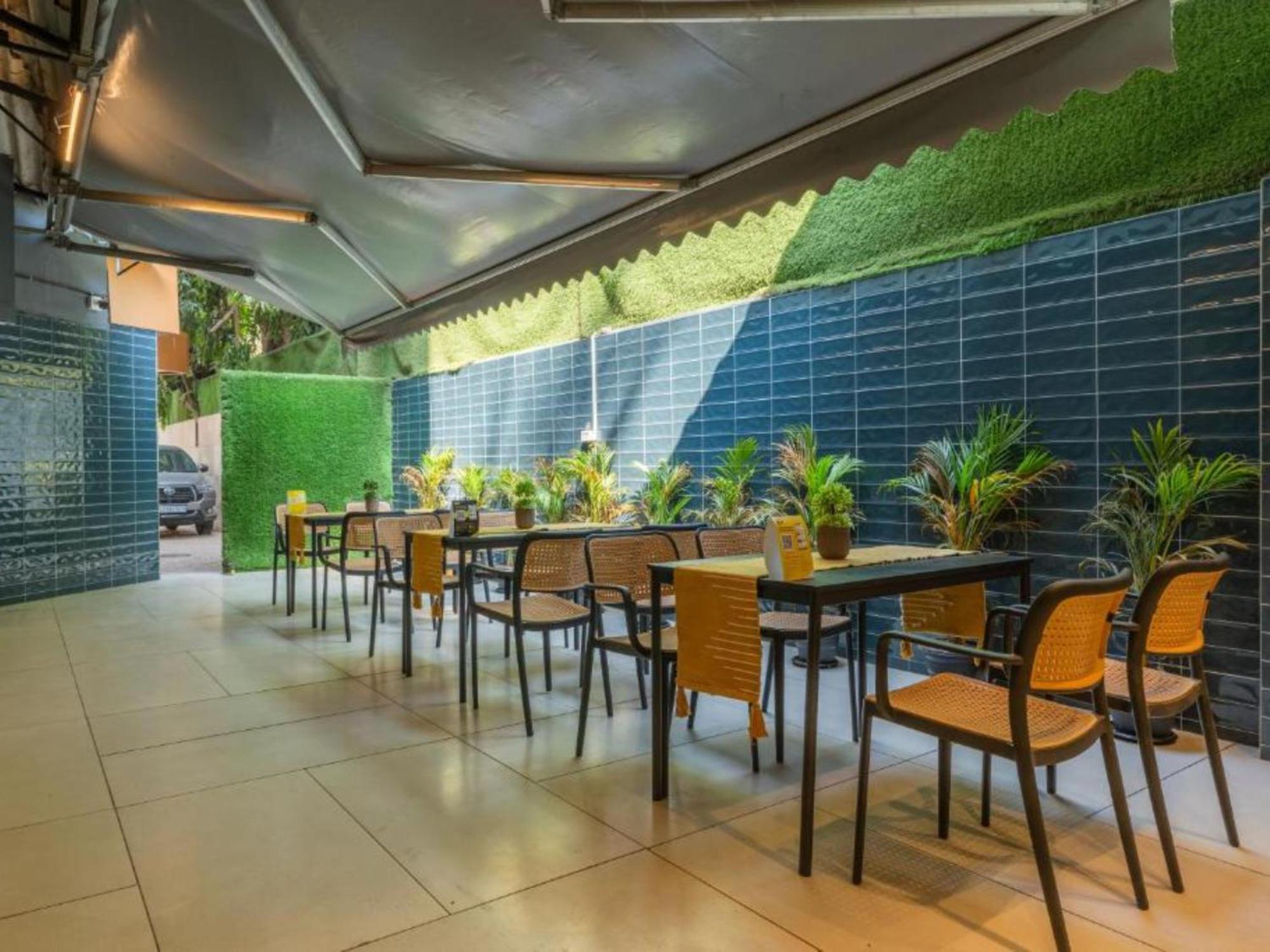 Albergue The Mumbai, International Airport