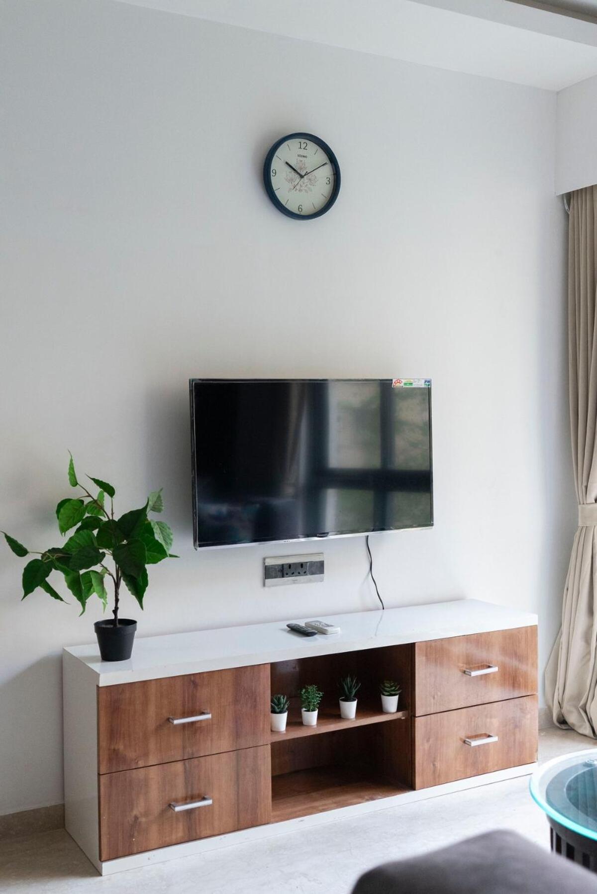Cozy, Upscale 1 Bhk Near Bkc Mumbai