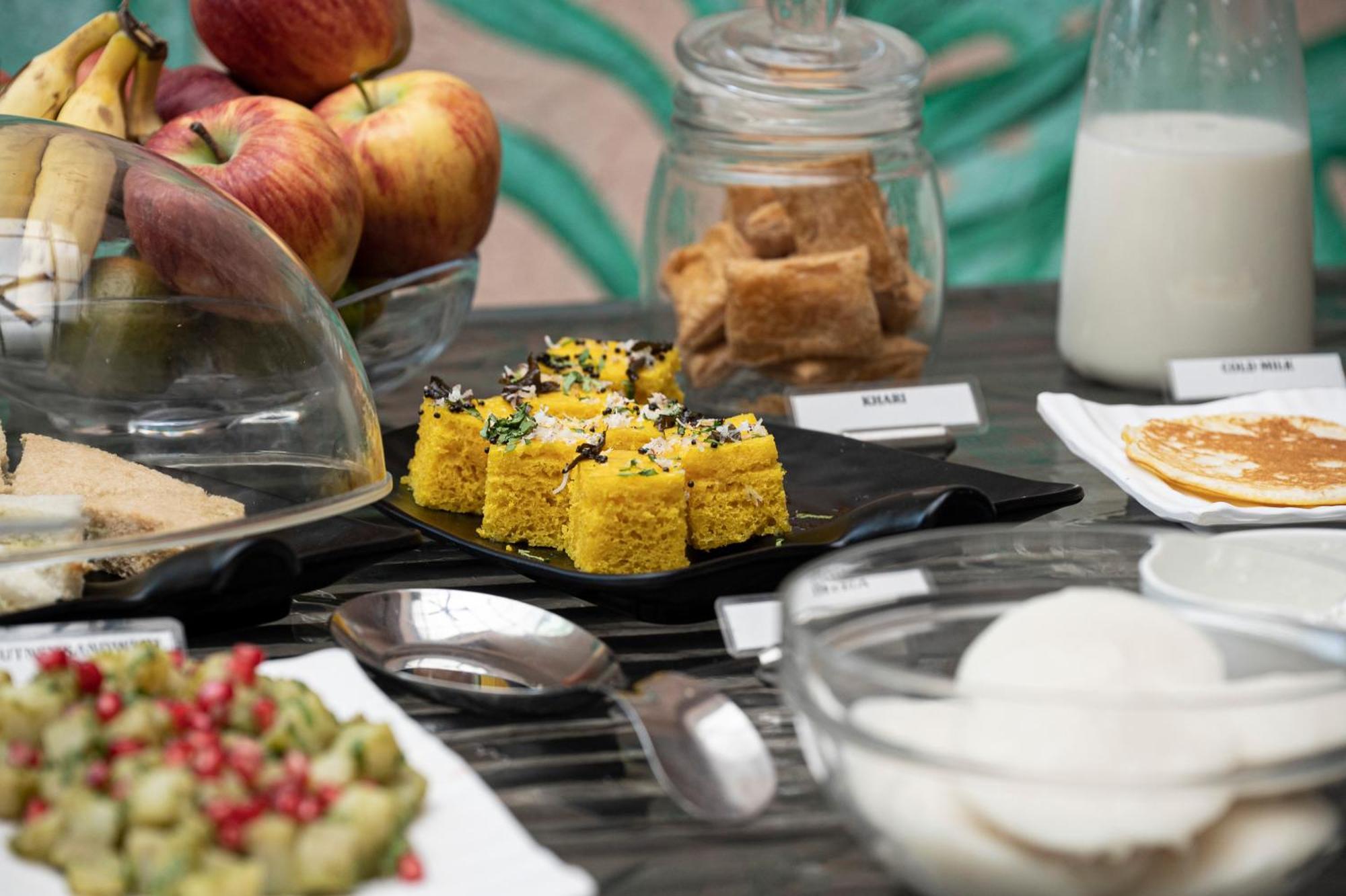 Theory9 Premium Service Bandra Apartment Mumbai