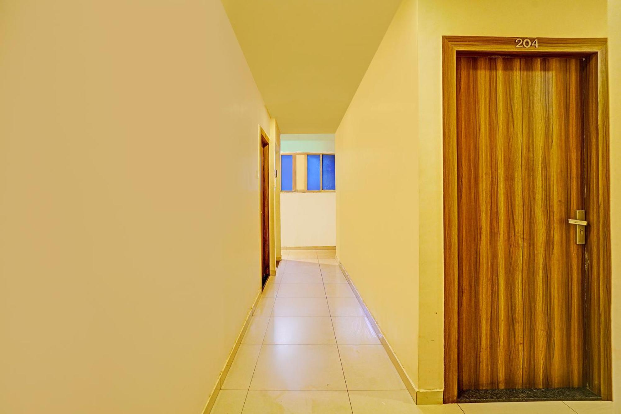 Fabhotel Galaxy Mumbai
