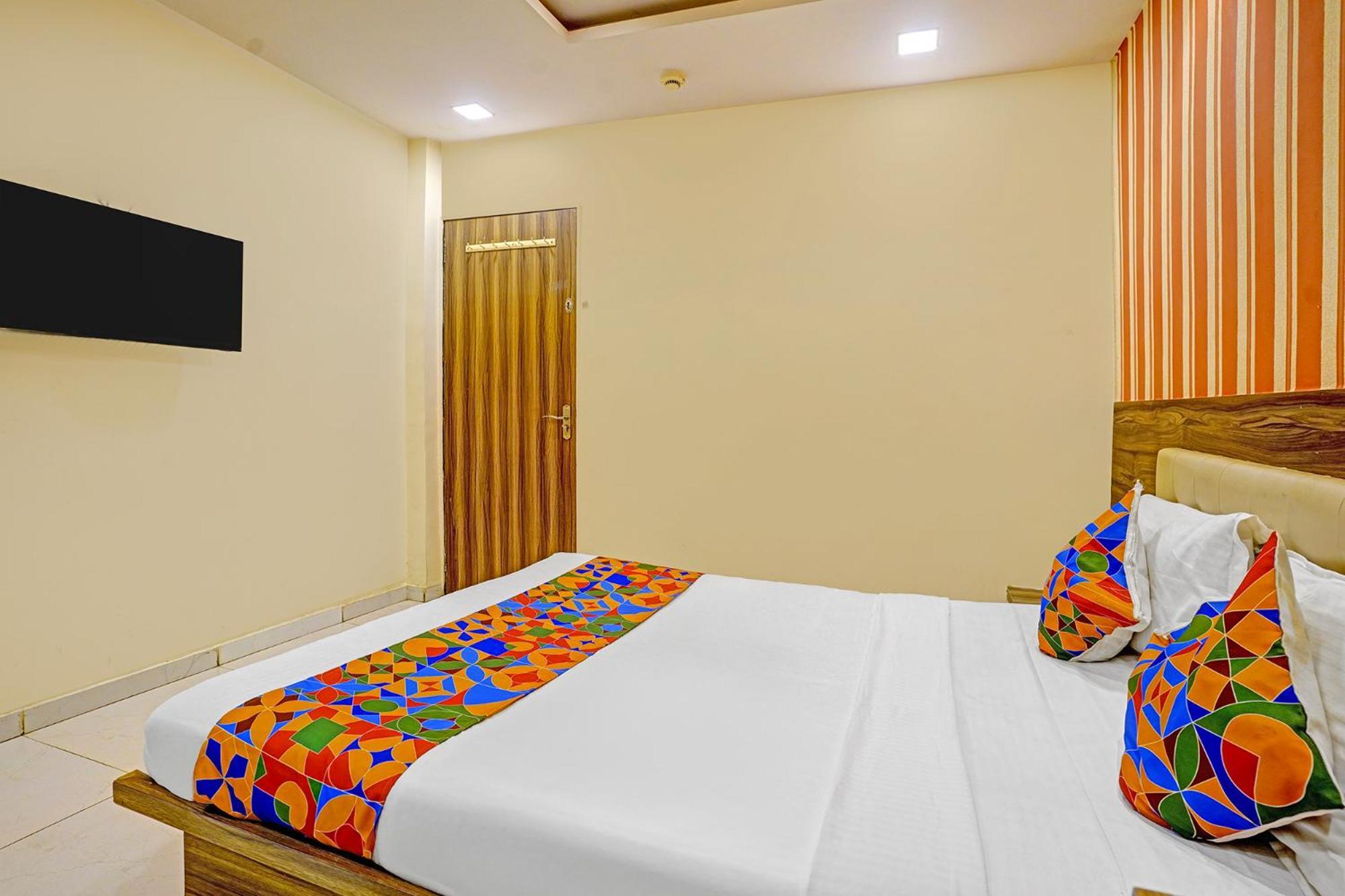 Fabhotel Galaxy 3* Mumbai