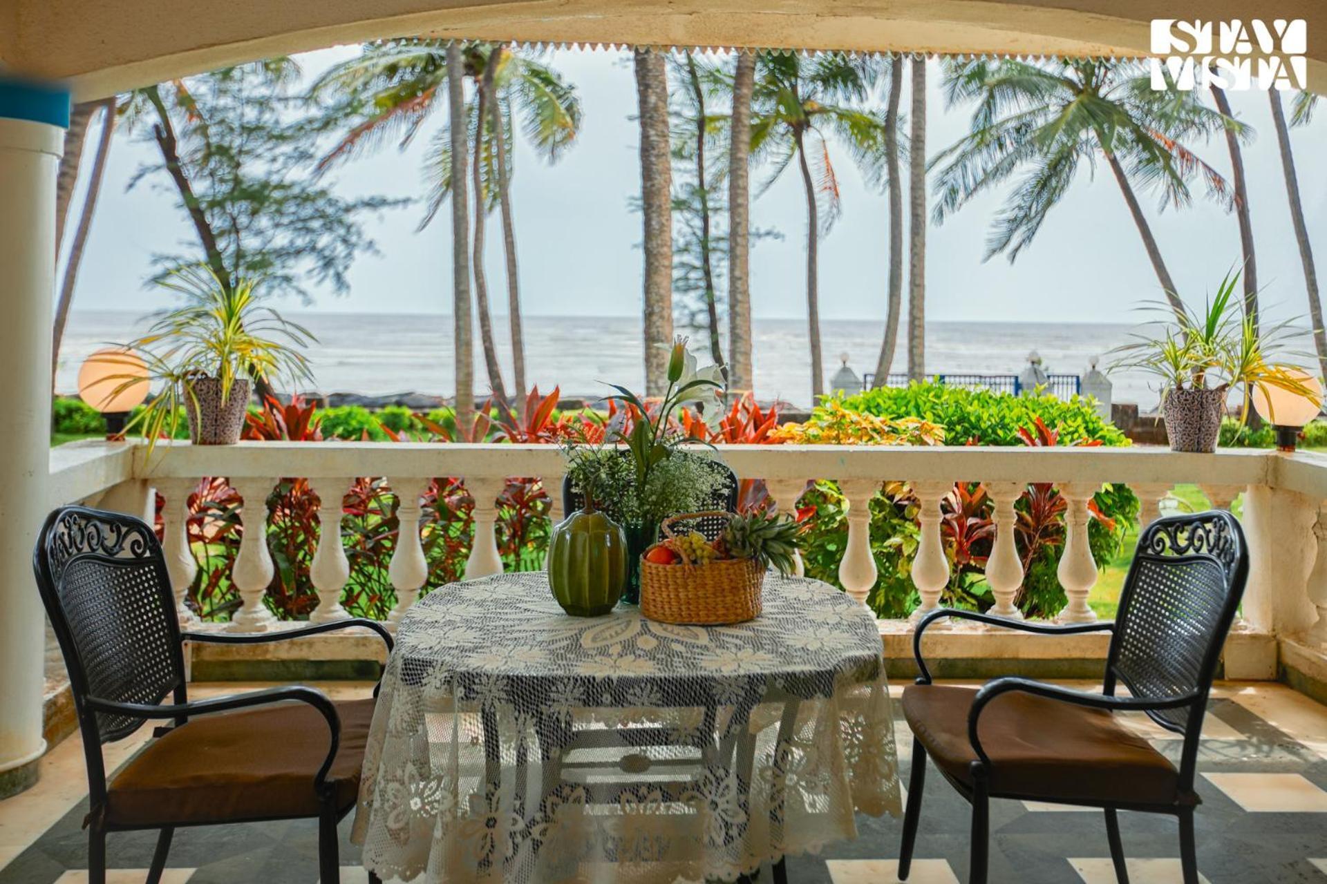 Villa Stayvista's Bharat - Beachfront Serenity With A Spacious Lawn
