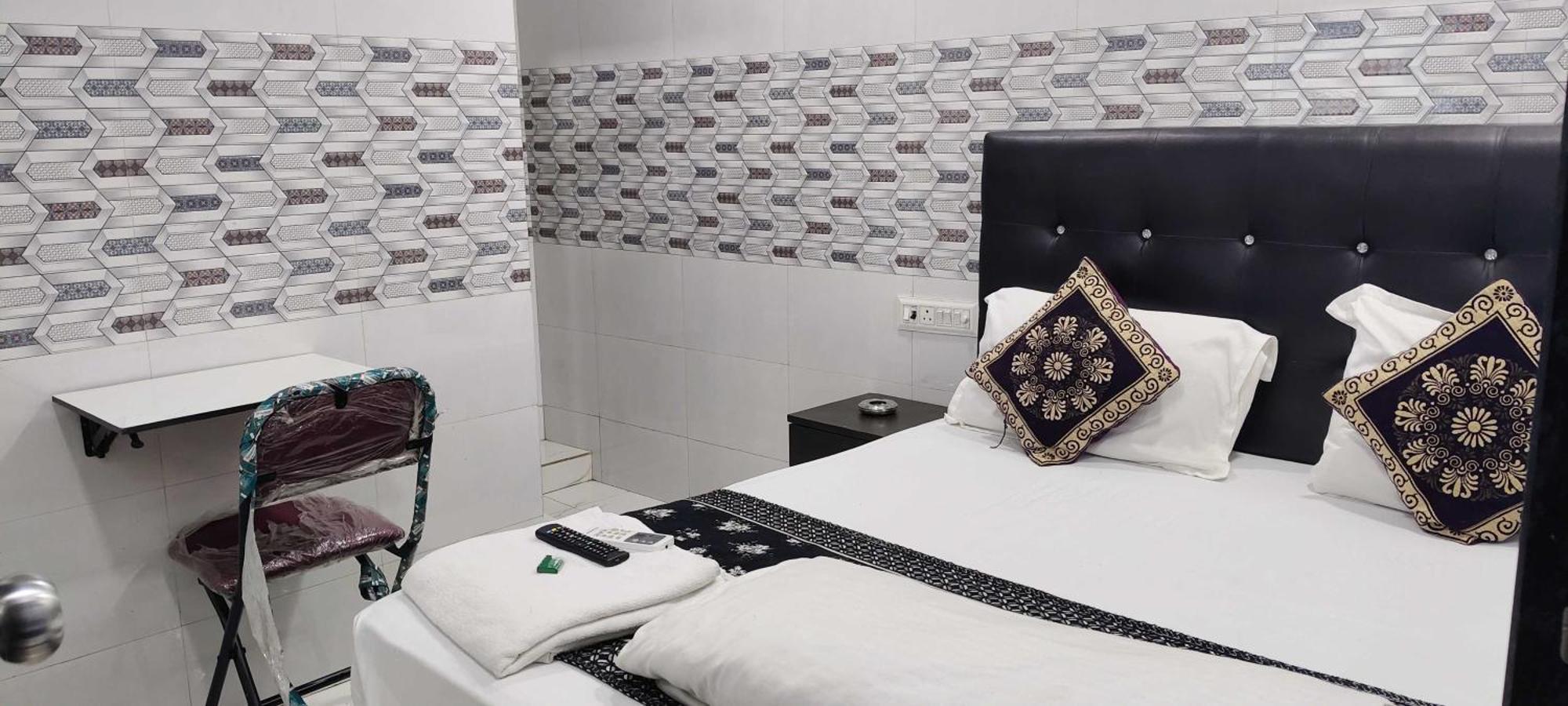 Hotel O Sai Residency