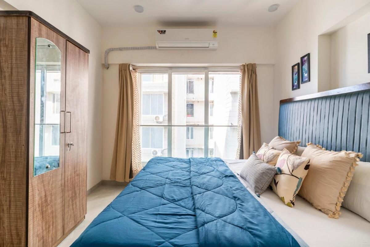 Vibrant, Elegant 2bhk Nr Bkc