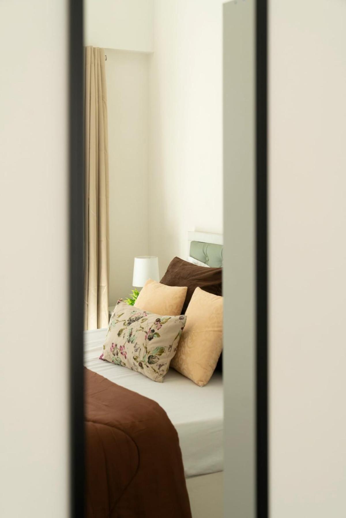 Trendy 2bhk Near Bkc