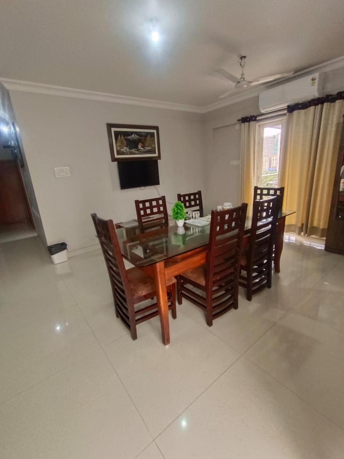 Treat Homes Service In Bkc Siddhant 401 Homestay