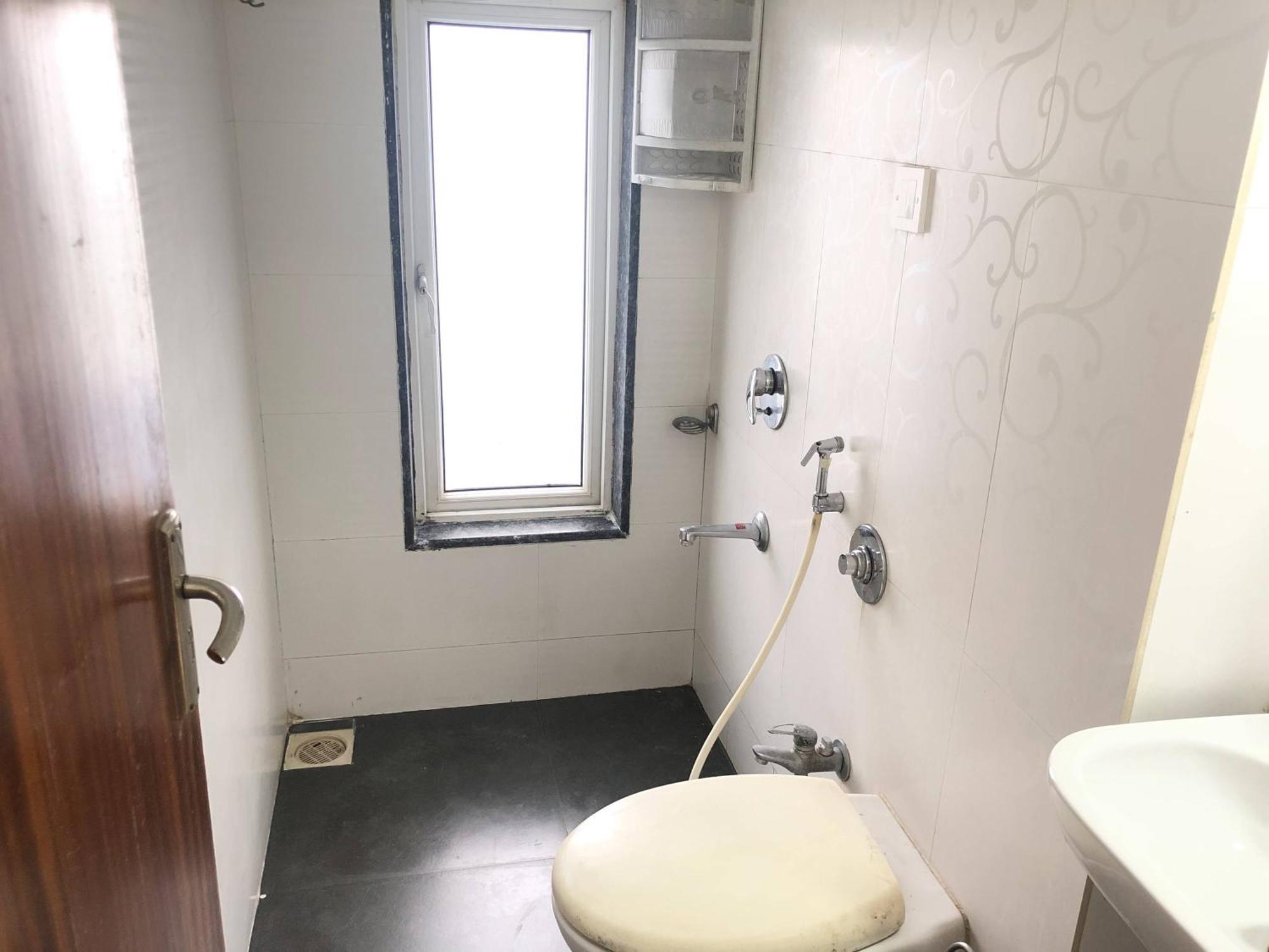 Homestay Treat Homes Service In Bkc Siddhant 401 *