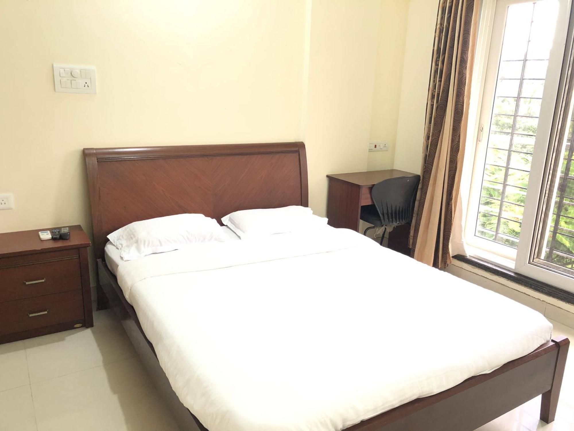 Treat Homes Service In Bkc Siddhant 401 Homestay