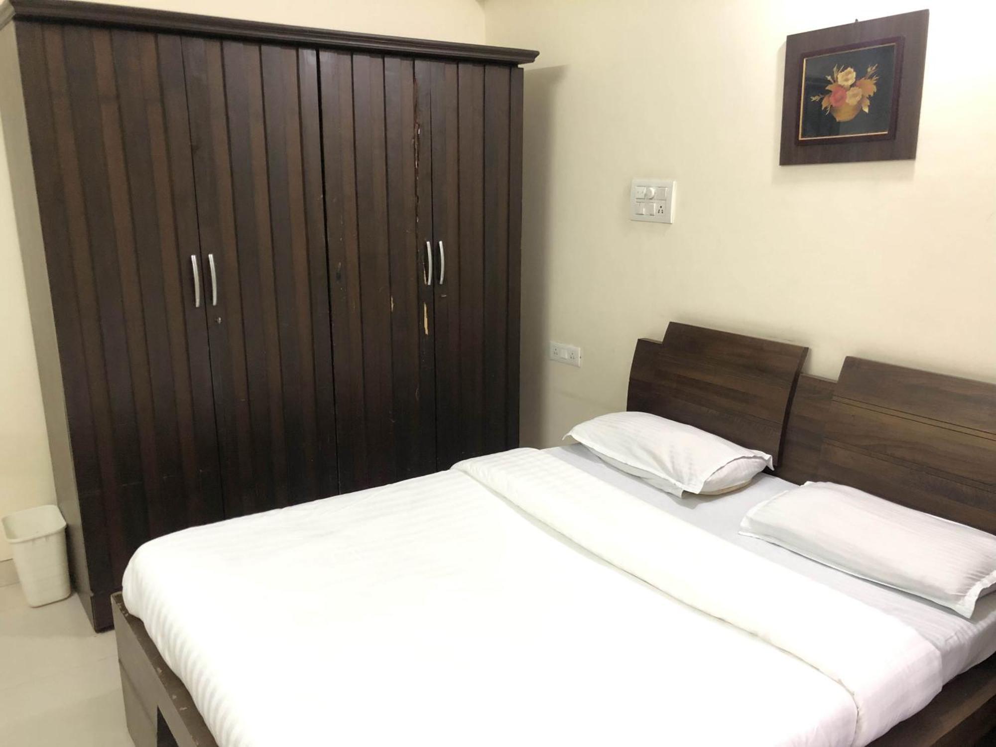 Treat Homes Service In Bkc Siddhant 401 Homestay Mumbai