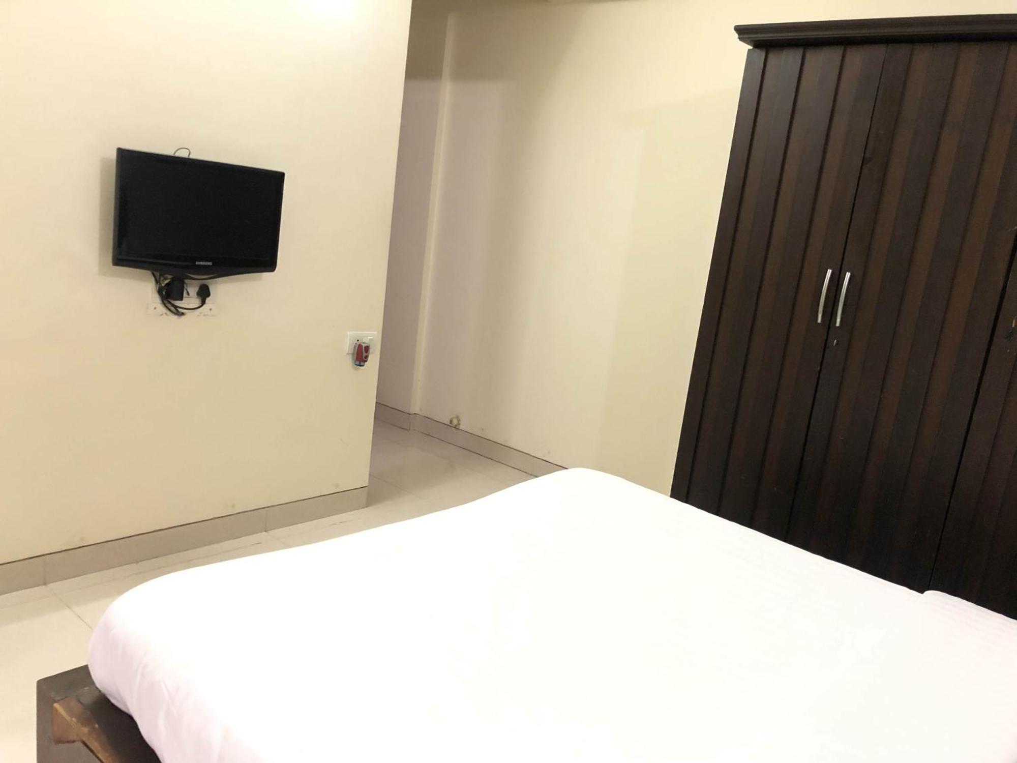 Treat Homes Service In Bkc Siddhant 401 Homestay Mumbai