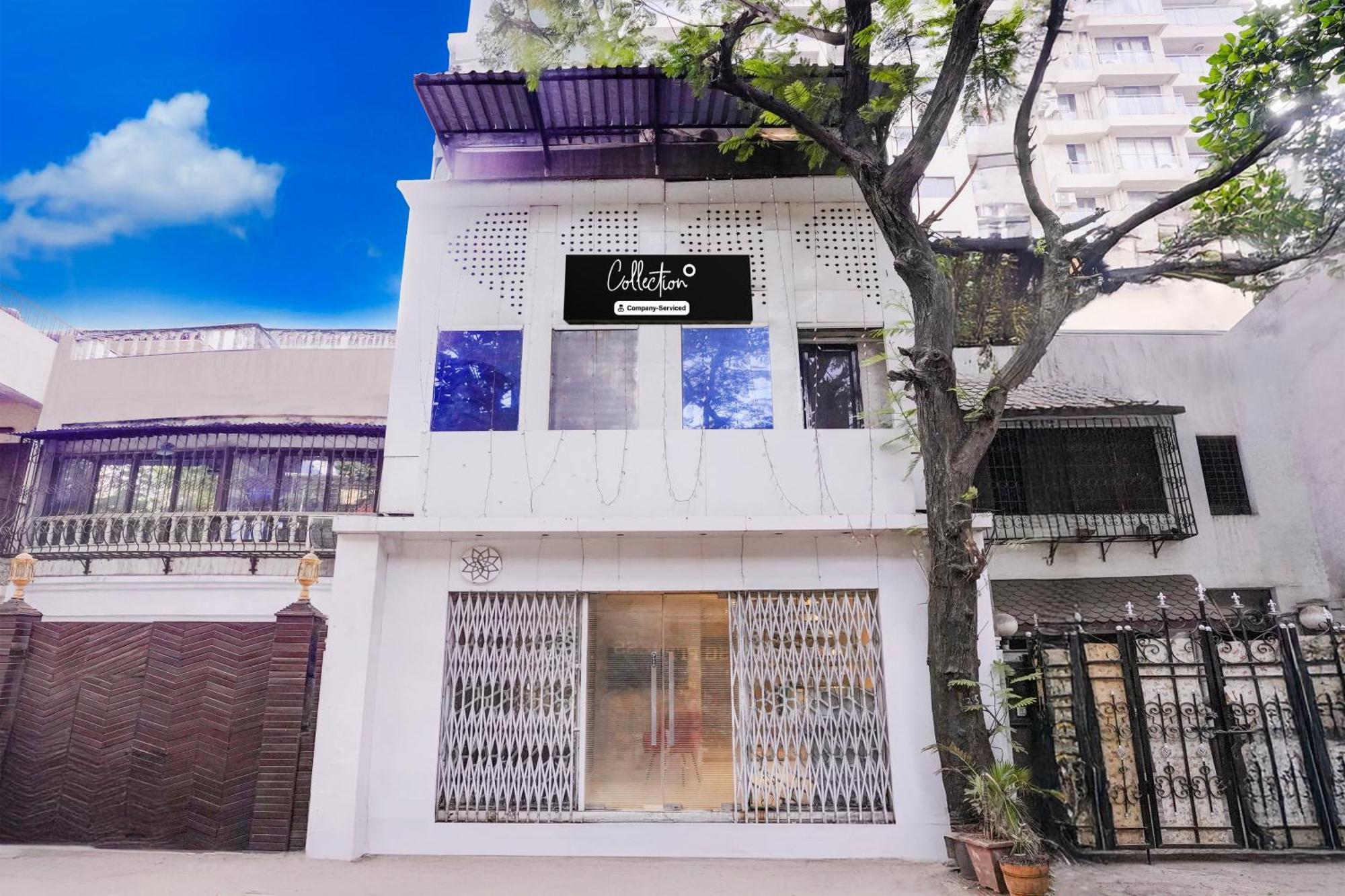 Hotel Super Collection O Lokhandwala Andheri West Formerly White Star 3*