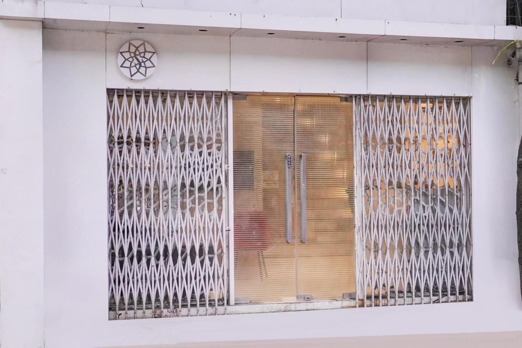 Super Collection O Lokhandwala Andheri West Formerly White Star 3* Mumbai