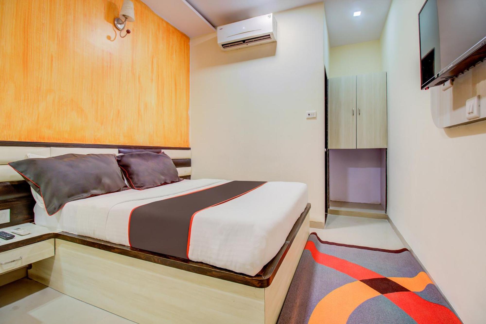 Collection O Golden Tulipz Boutique