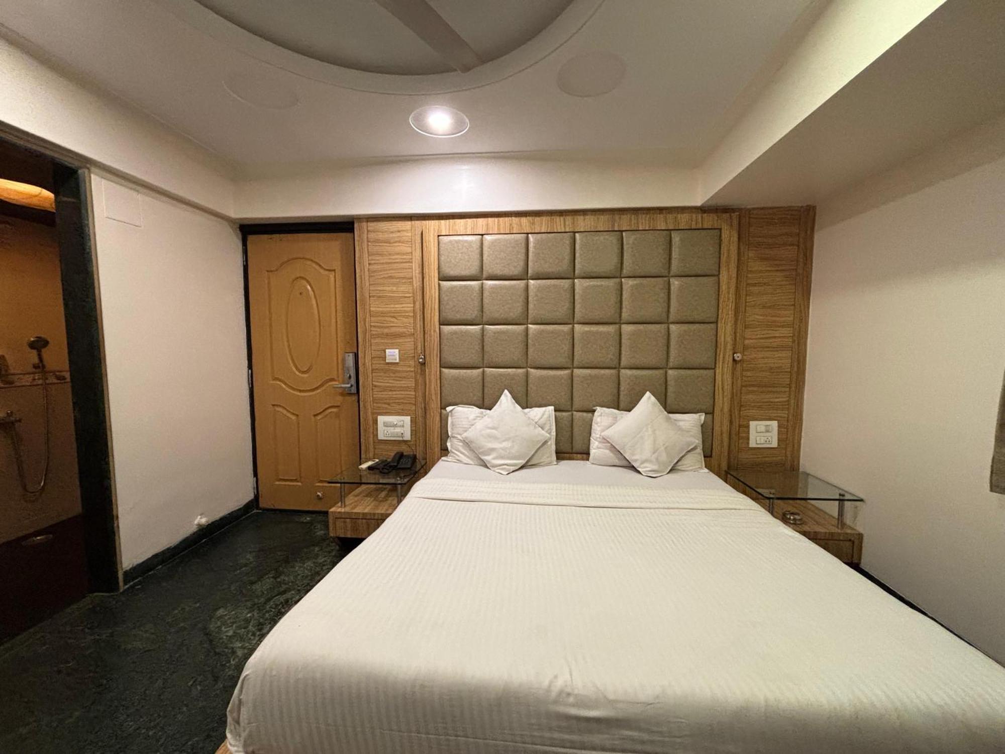 Sahar Garden Near International Airport Hotel