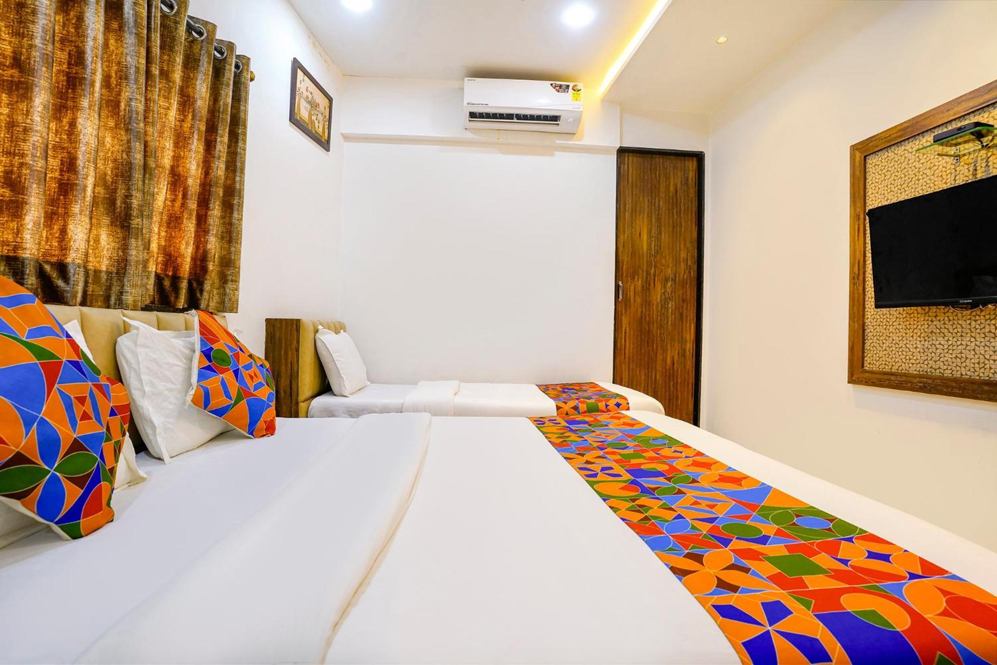 Fabhotel Shahi Palace Inn