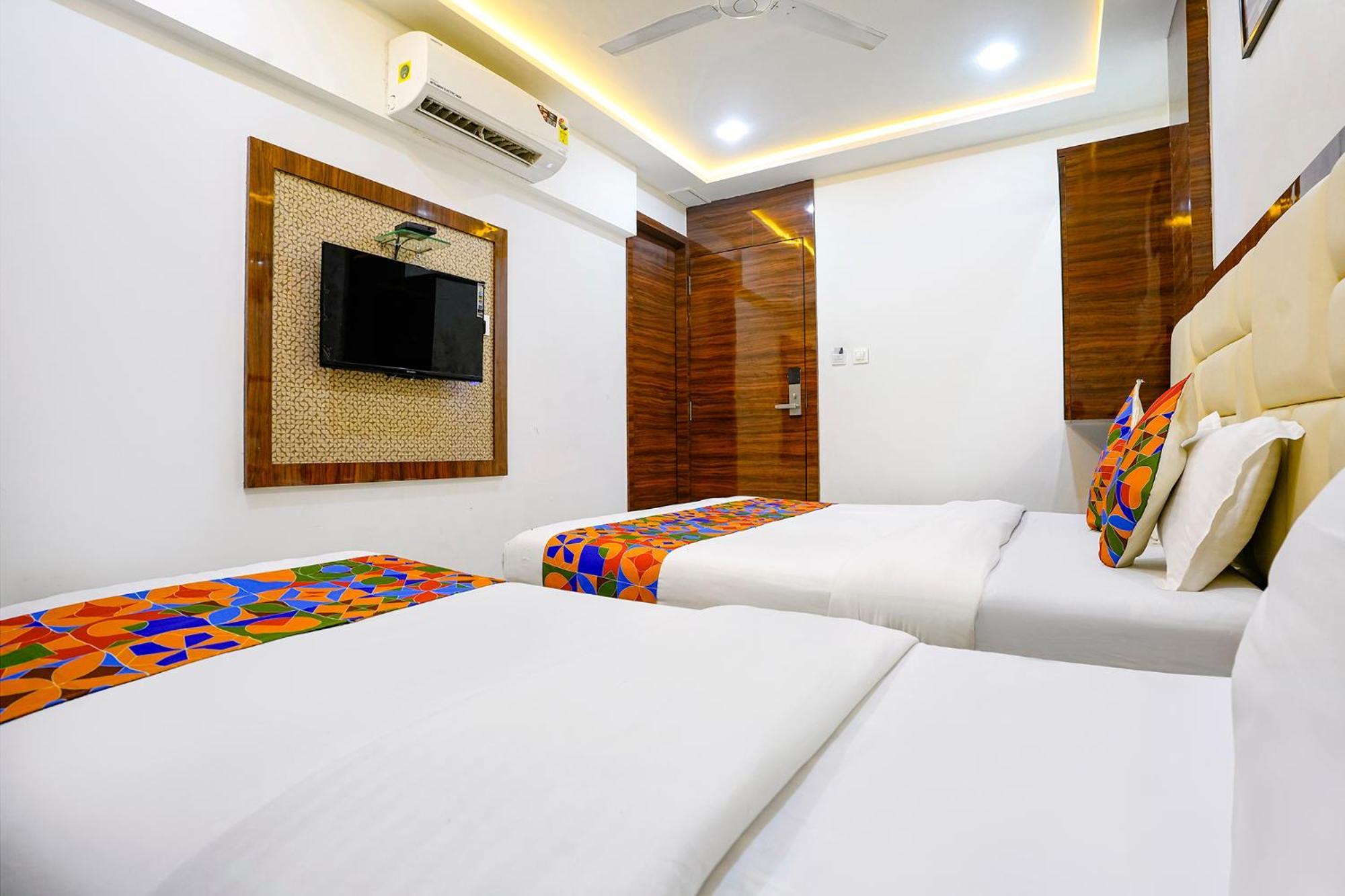 Fabhotel Shahi Palace