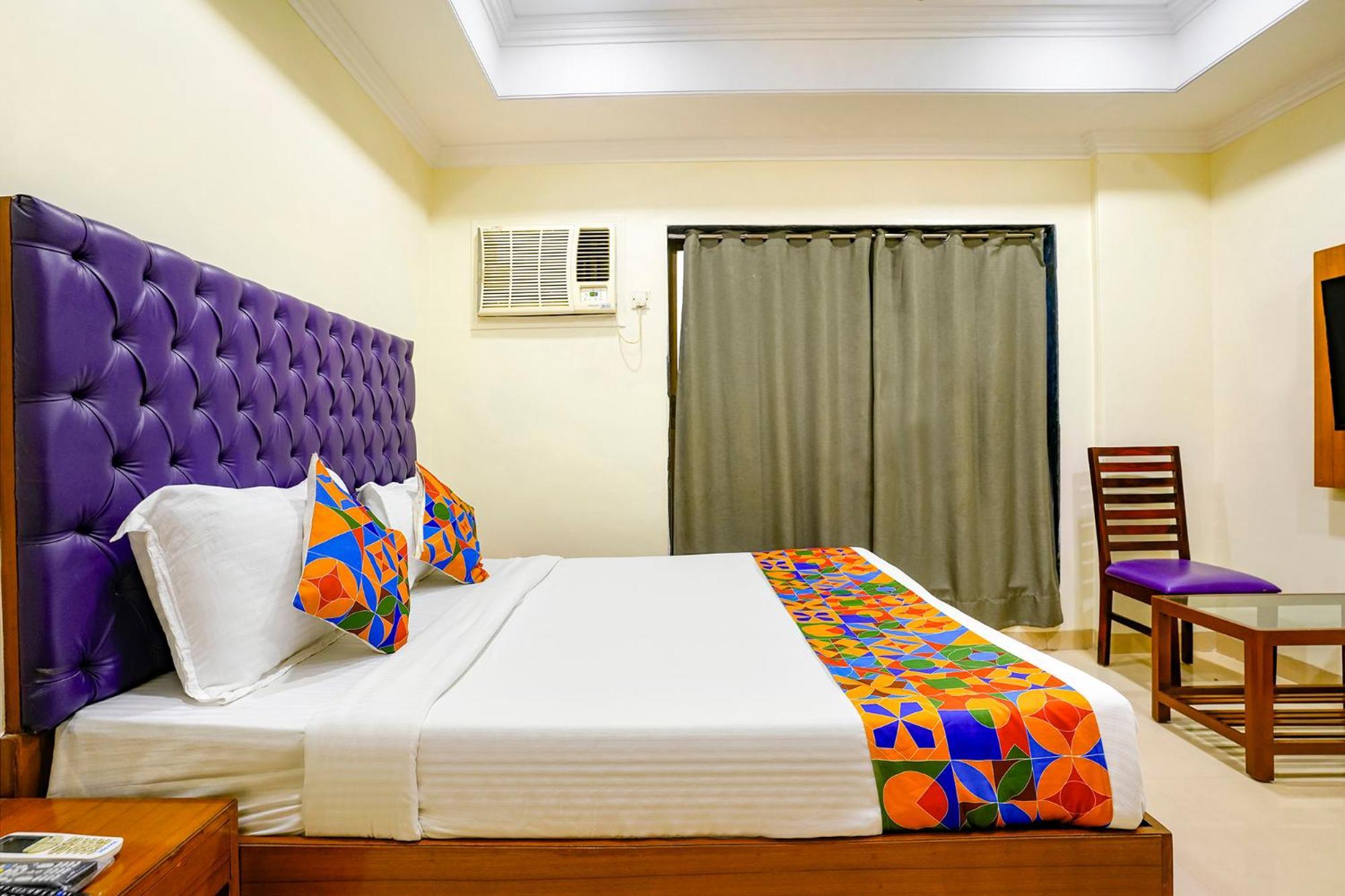 Fabhotel Cruz Royale - Nr- Bandra West Hotel