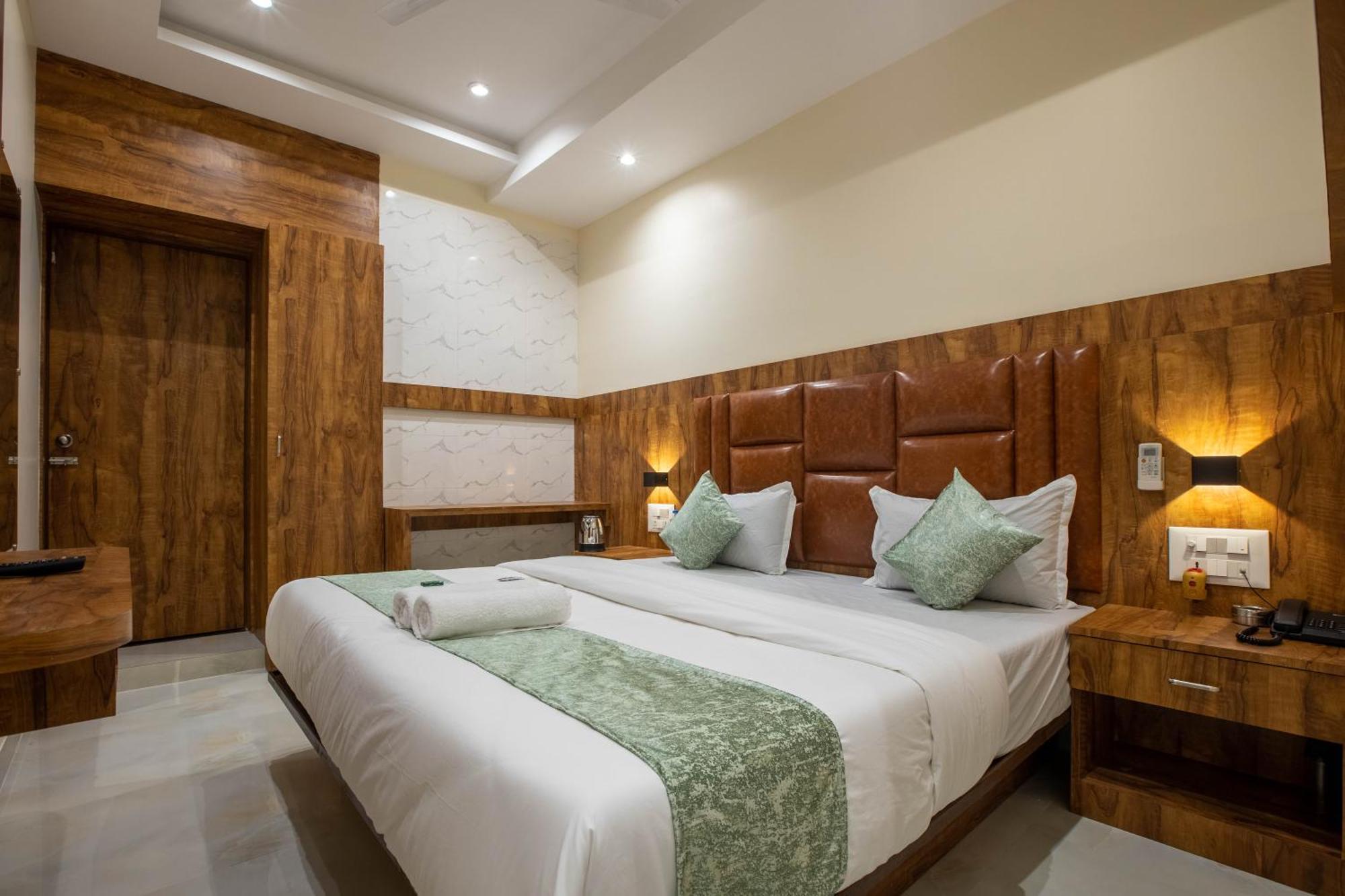 Heraa International Hotel 3*