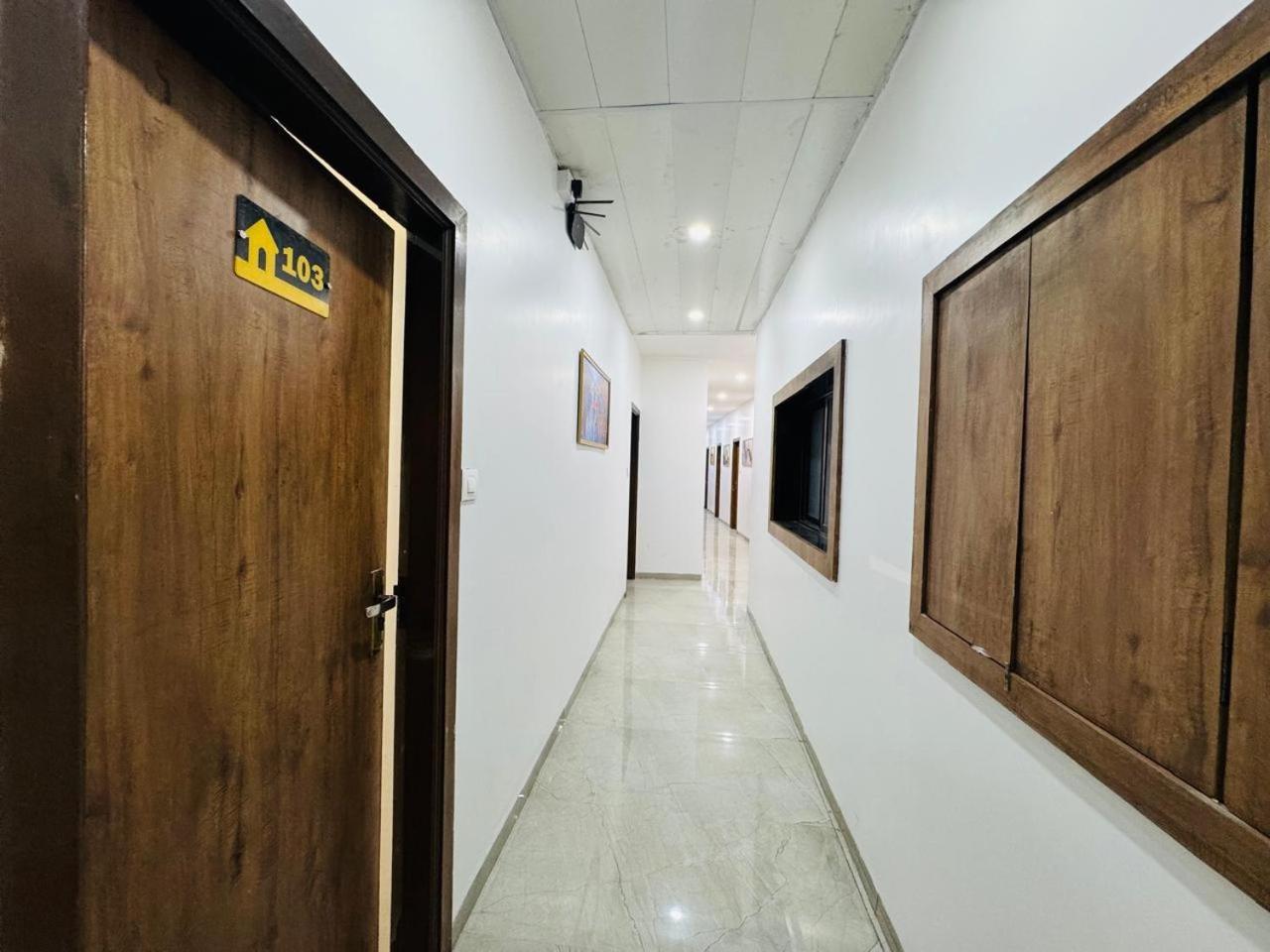 Deluxe Residency Nr- International Airport *