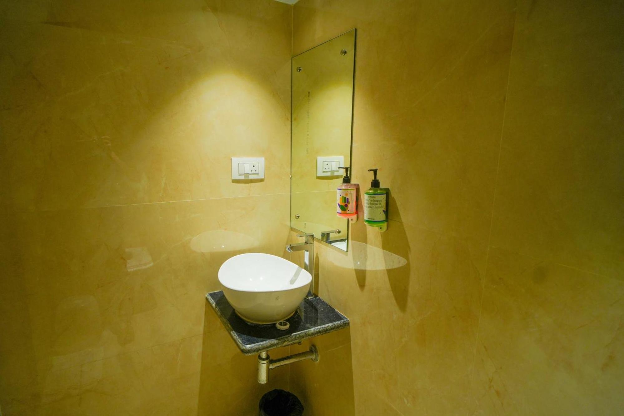 Skylink Hospitality Mahalaxmi 3*