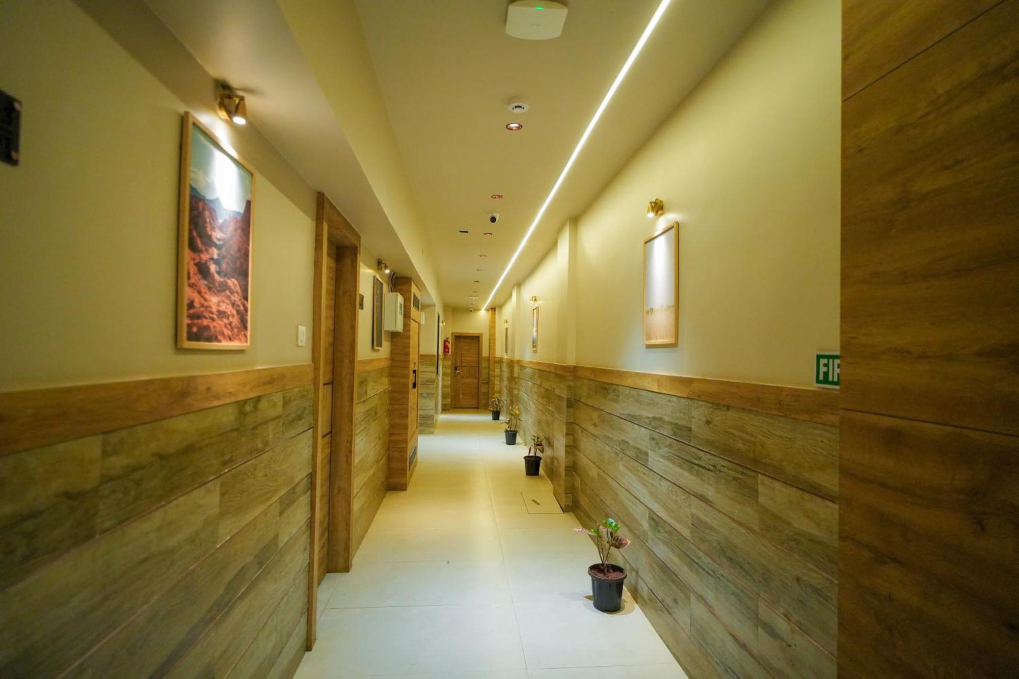 Hotel Skylink Hospitality Mahalaxmi Mumbai