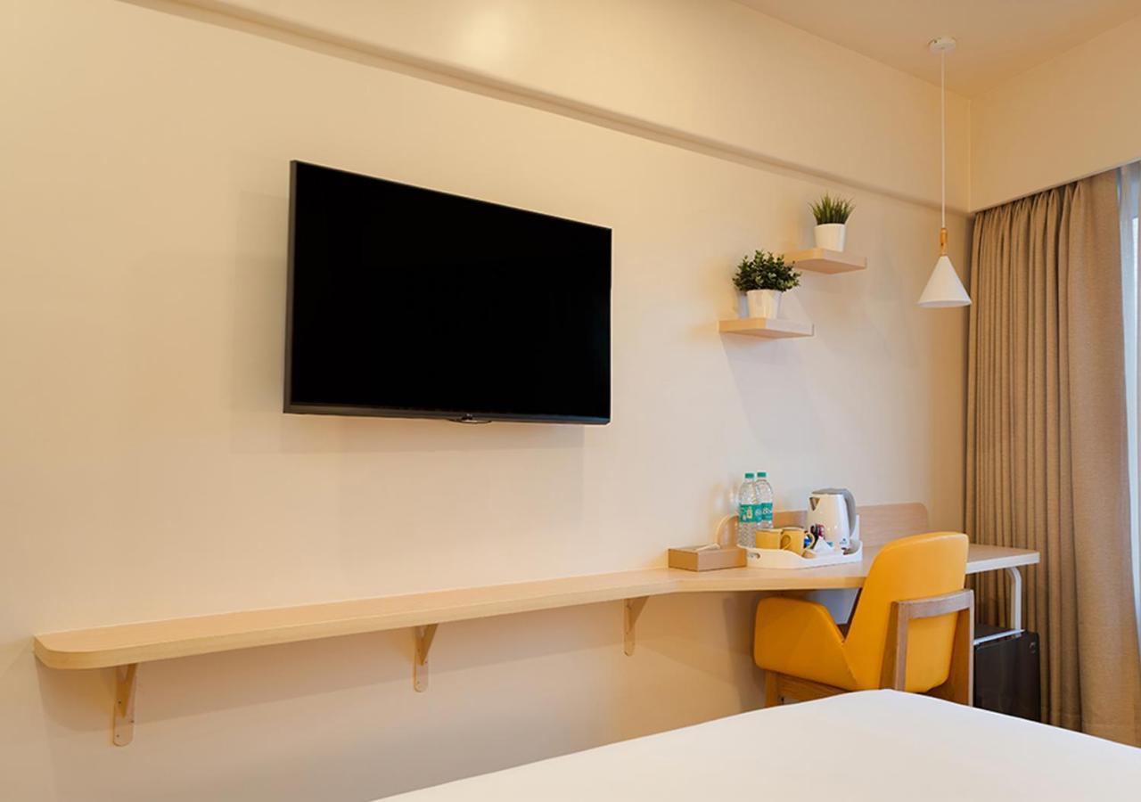 Hotel Bloom Hub L Weh Andheri 4*