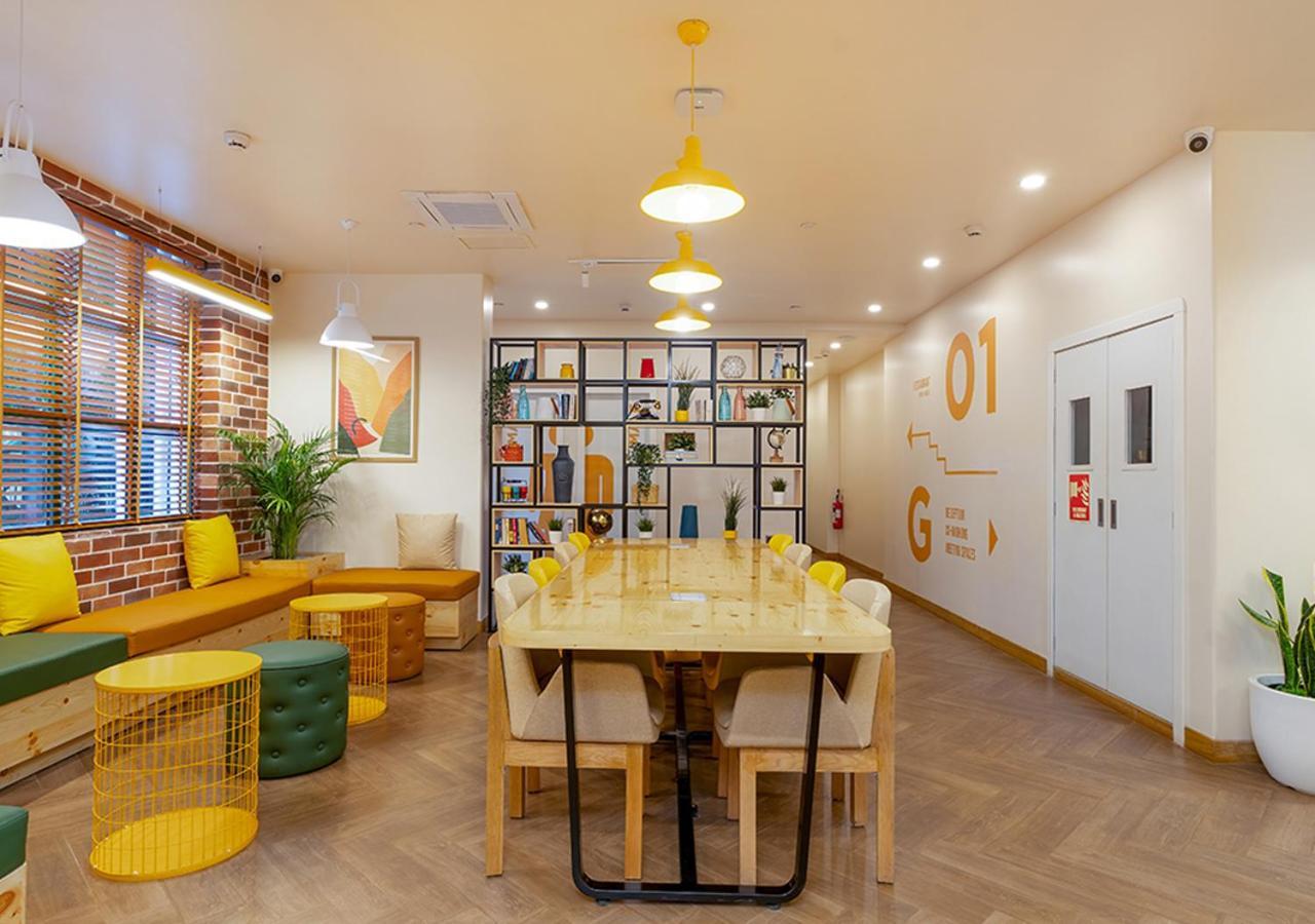 Bloom Hub L Weh Andheri Hotel