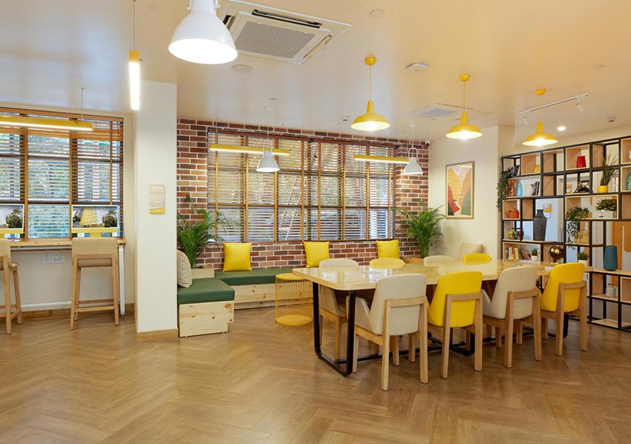 Bloom Hub L Weh Andheri