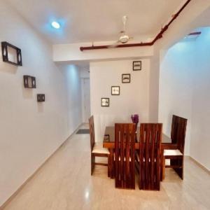 Hotel 702 The Abode-5 Star 2 Bhk In Powai,
