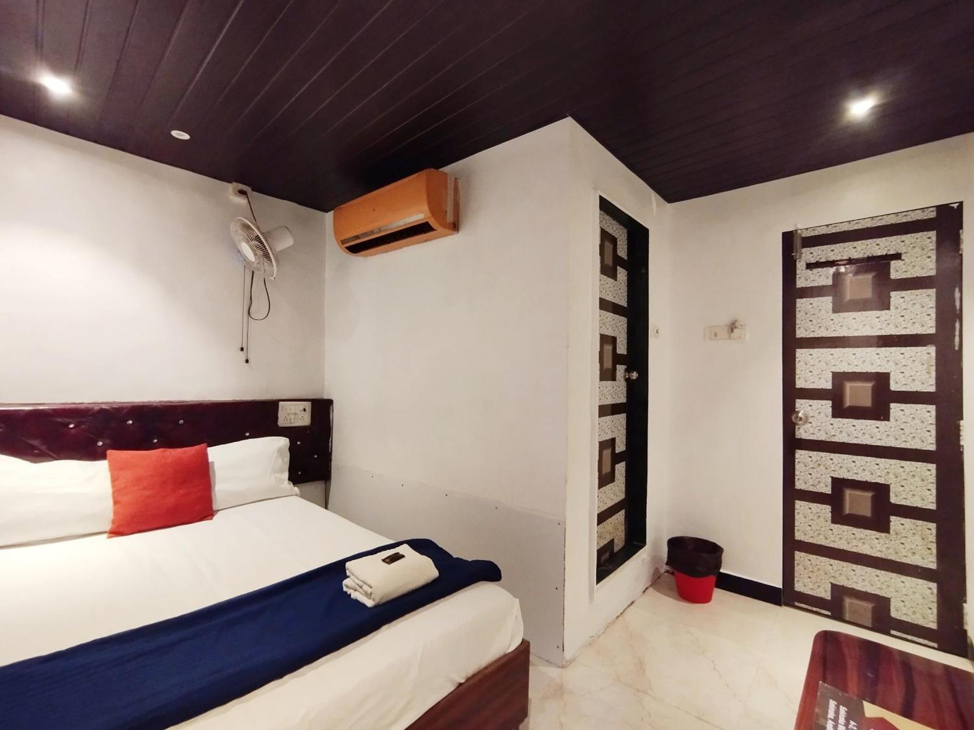 Aspen - Nr Airport Hotel Mumbai