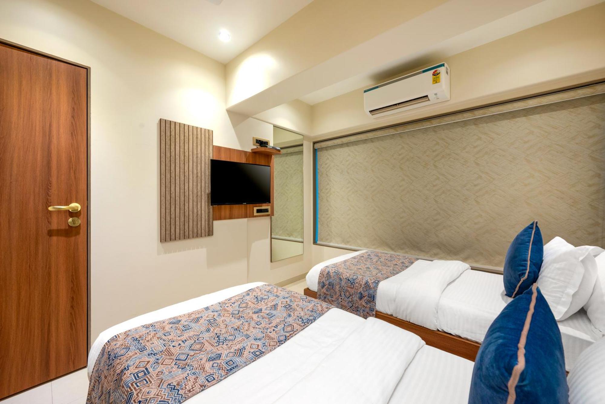 Hotel Kalpana Palace, Mumbai