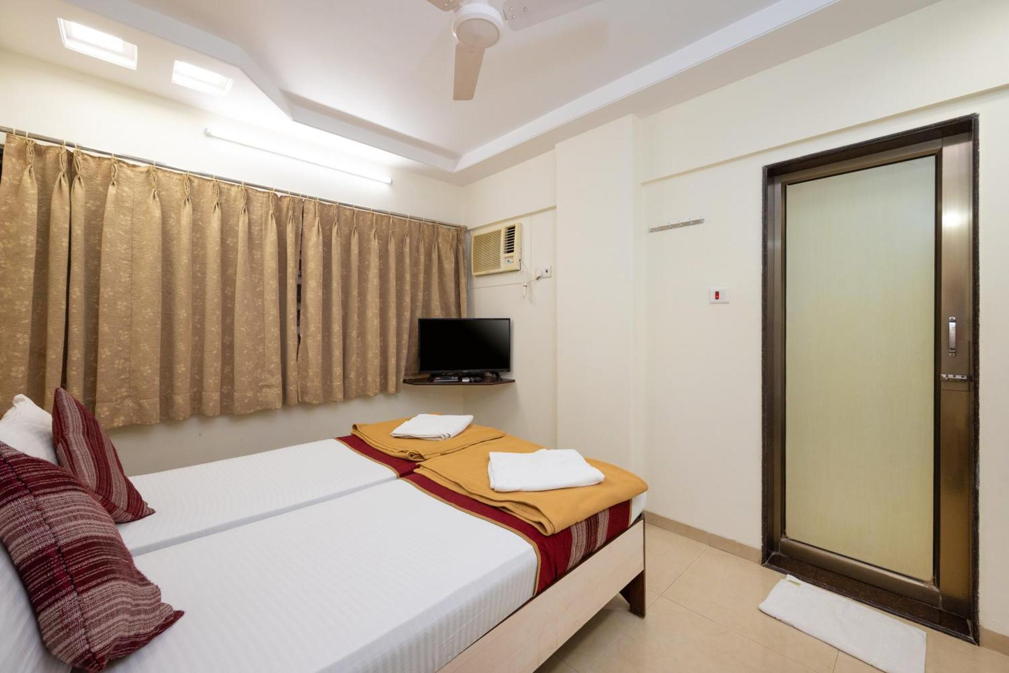 Hotel Kalpana Palace, Mumbai