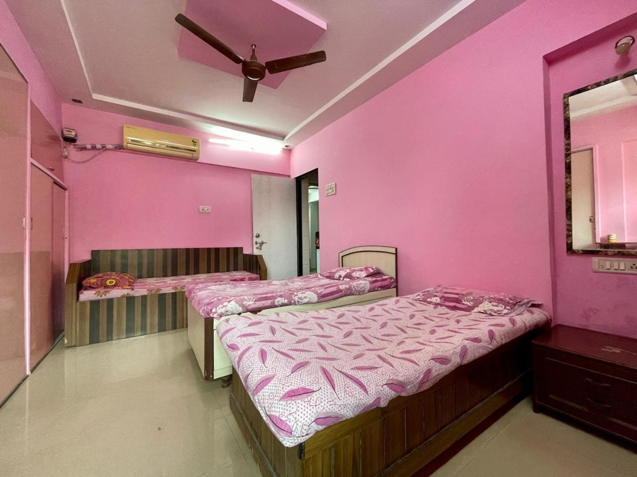 Sk Only For Females Bed & Breakfast