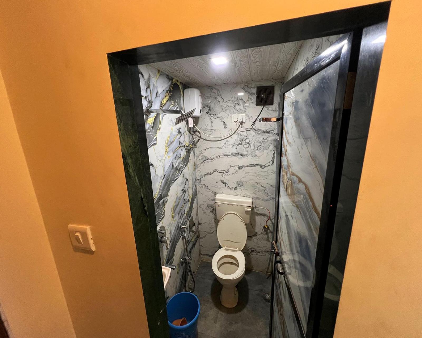 Rest And Boarding Apartment Mumbai