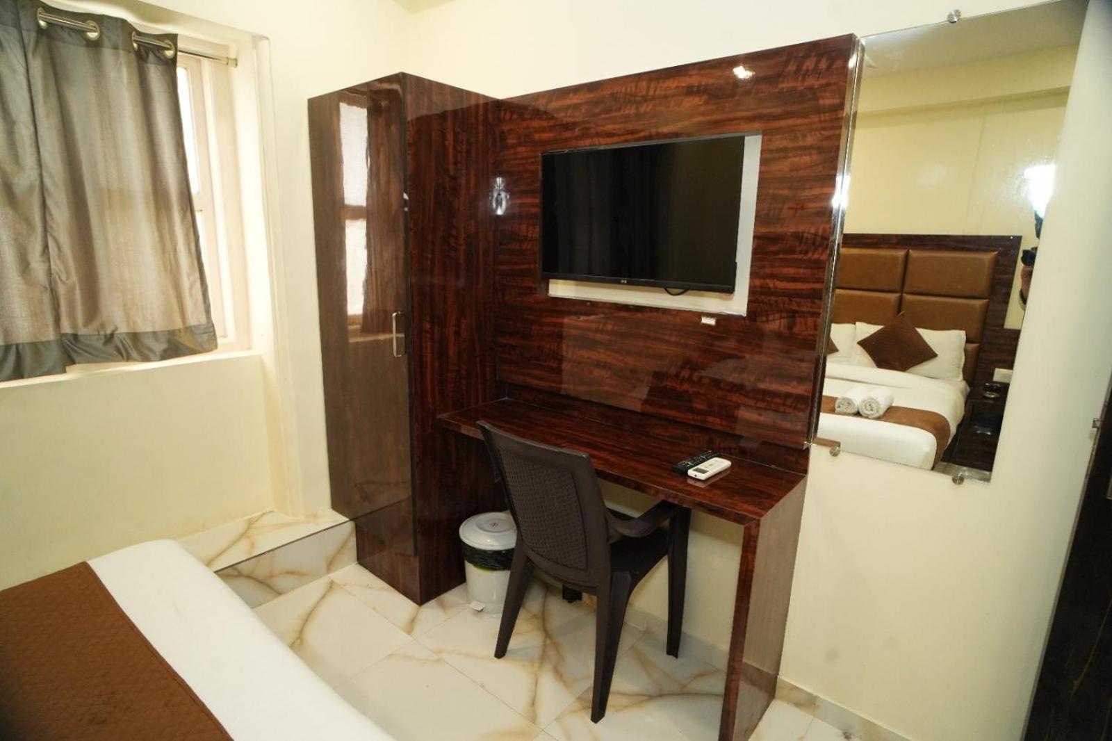 Hotel Rinza Residency Mumbai