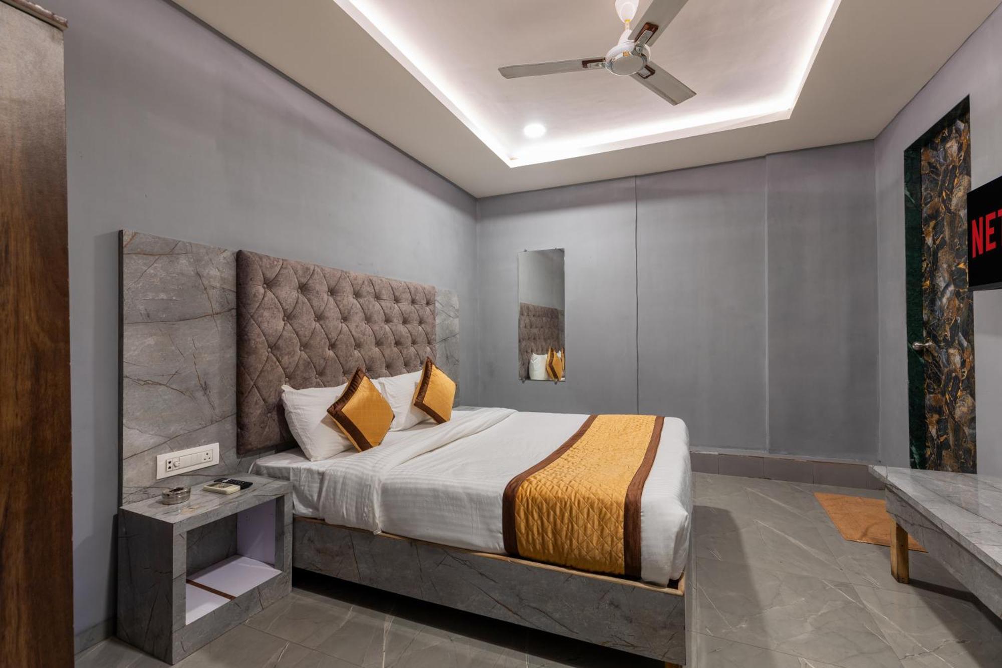 De Classico -lokhandwala Guest house *