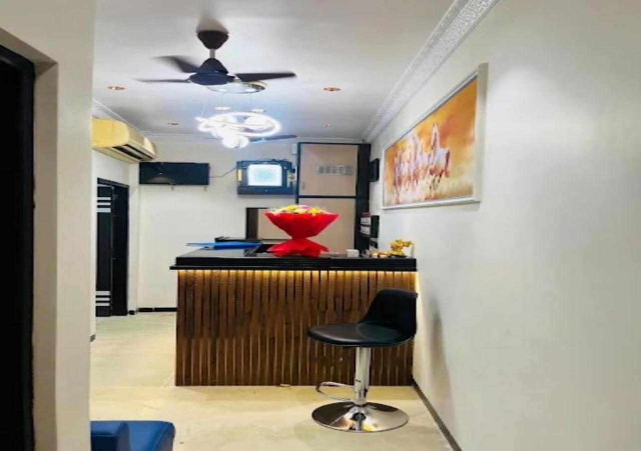 Blue Sunrise 3* Mumbai