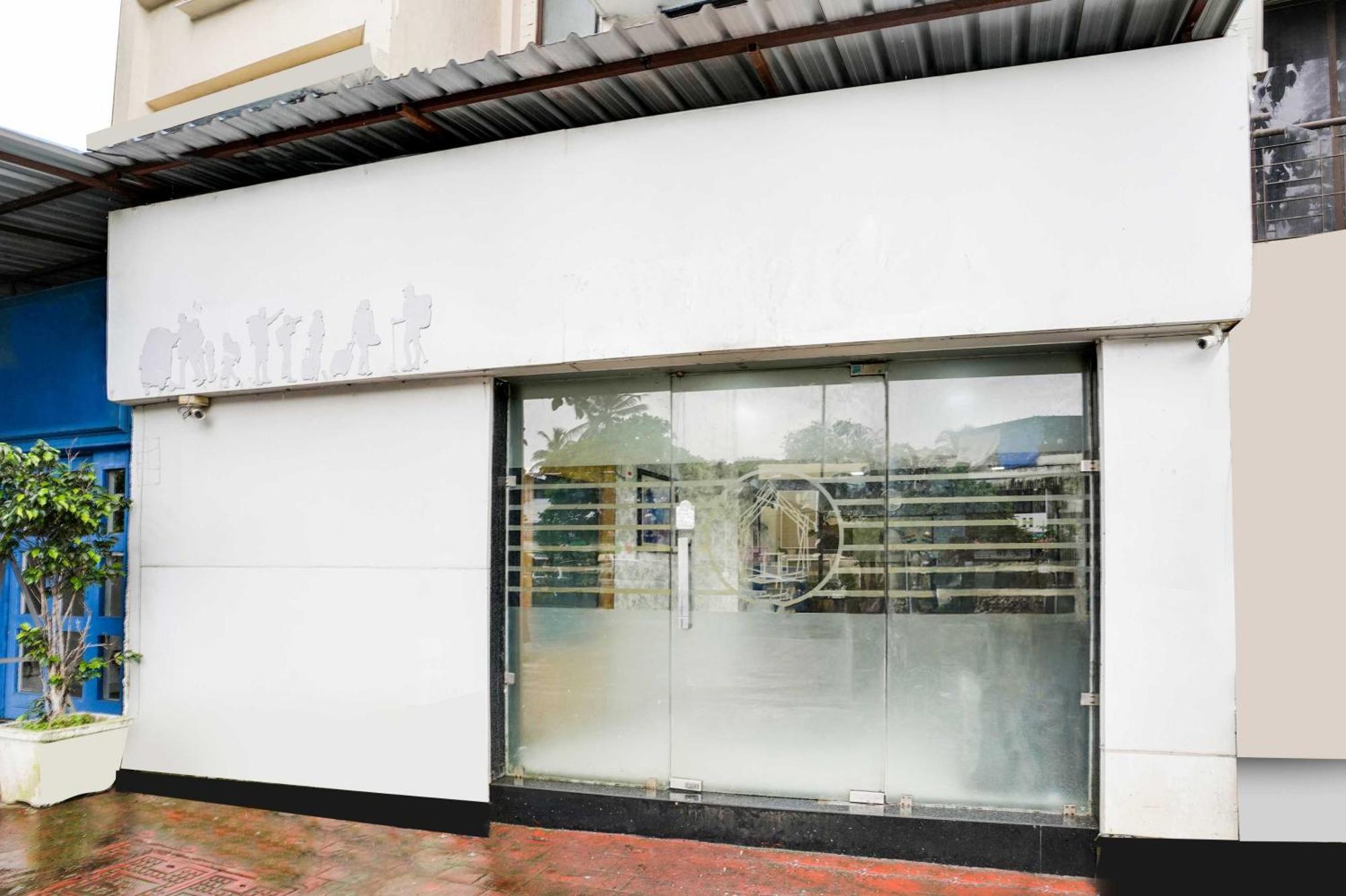 Hotel O Andheri Near Airport We 3*