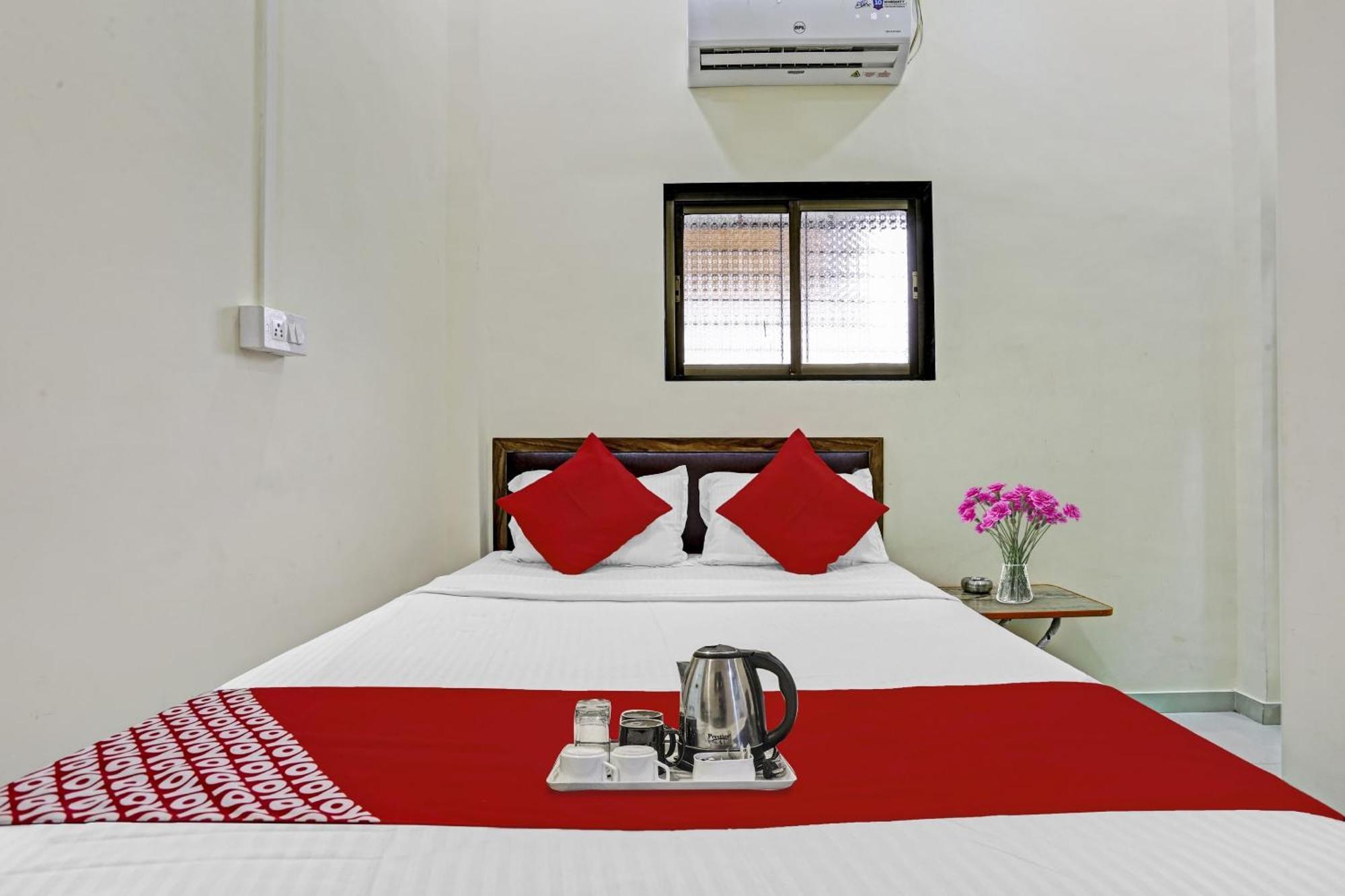 O S K Palace 3* Mumbai