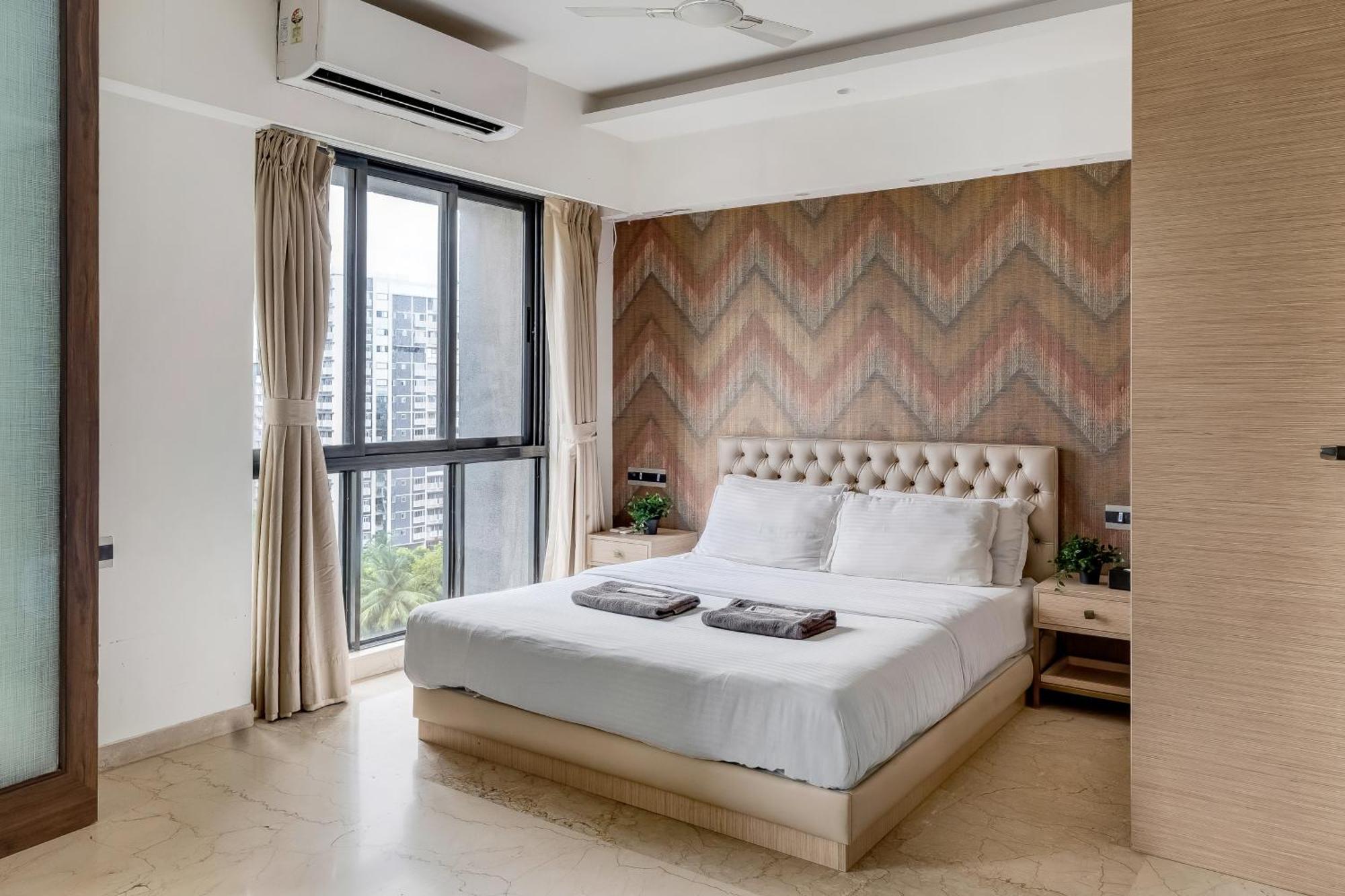 Ov Premium Bkc - Kurla Apartment
