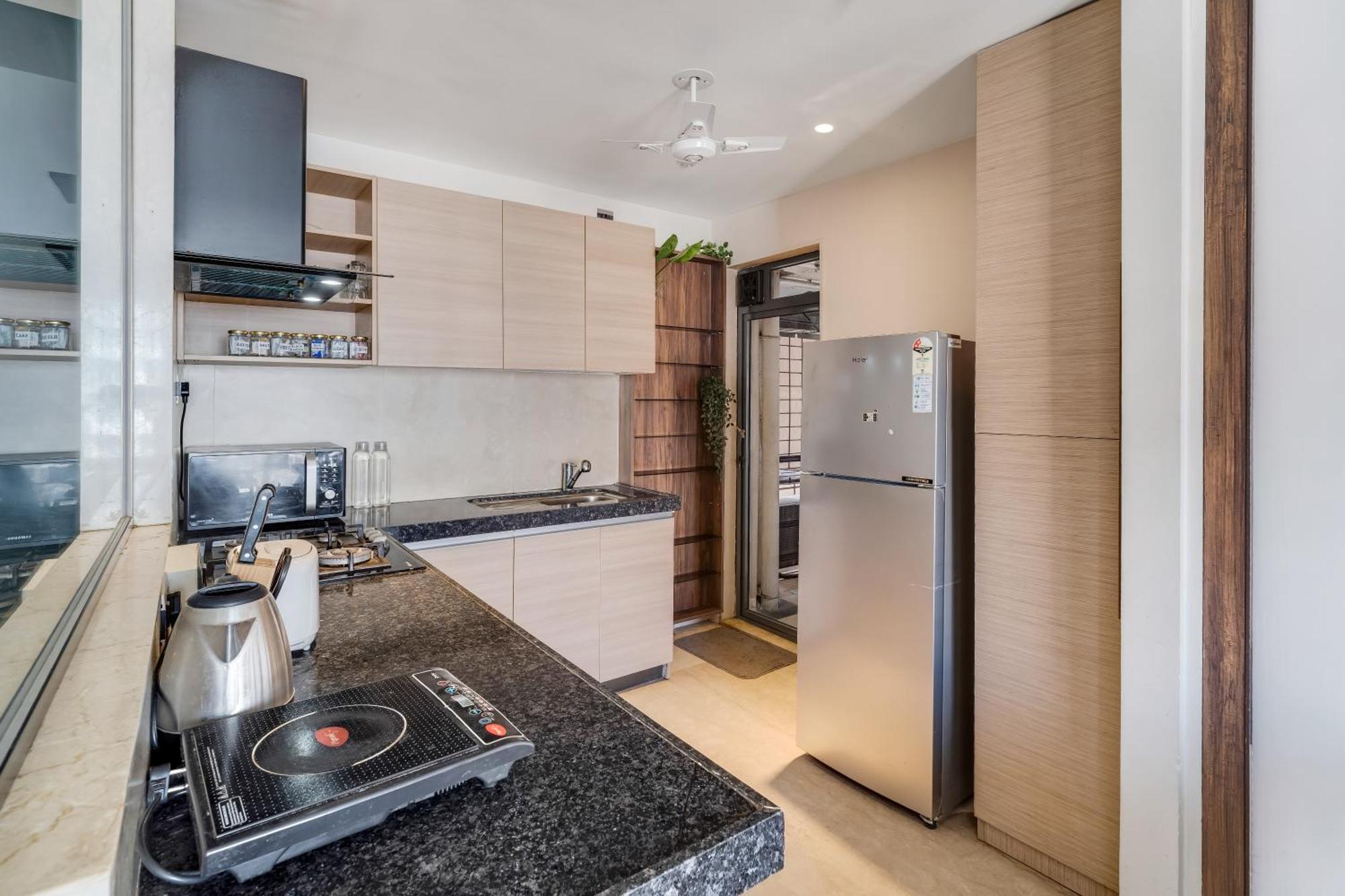 Ov Premium Bkc - Kurla Apartment *