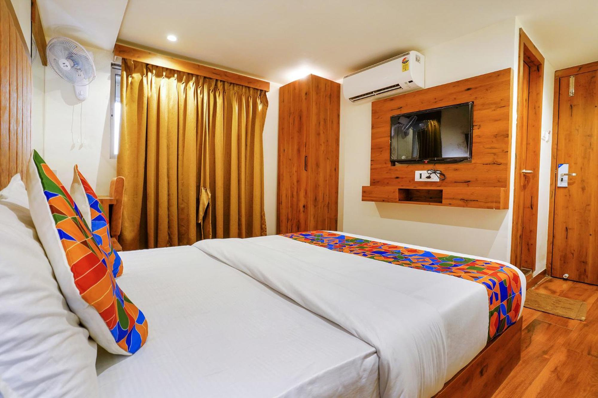 Hotel Royal Palace 2*