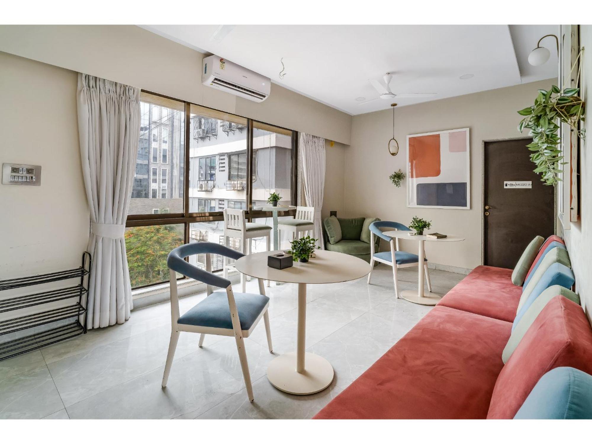 Gj Premium Shared Bandra W * Mumbai