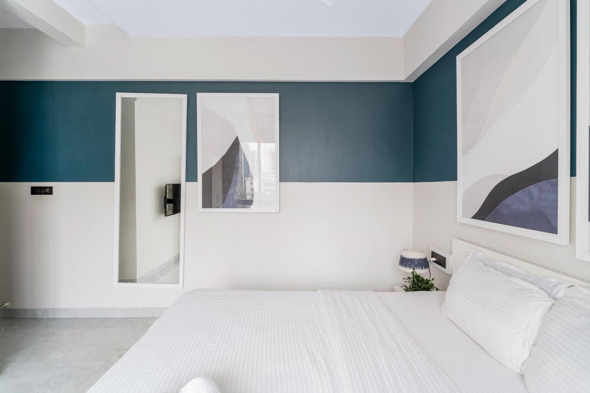 Mezzo Private 3bhk In Bandra *