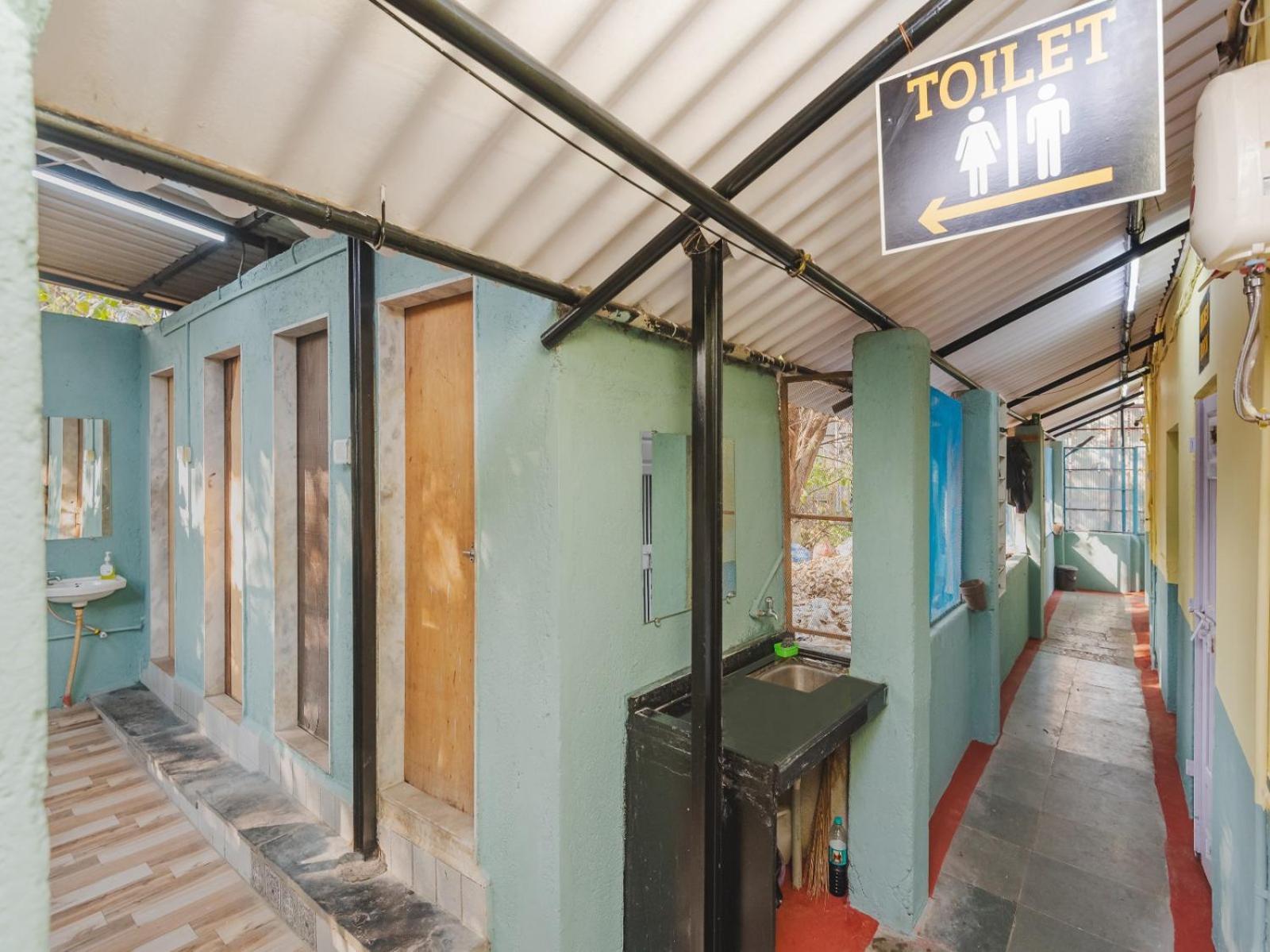 Hostel Hangout Mumbai