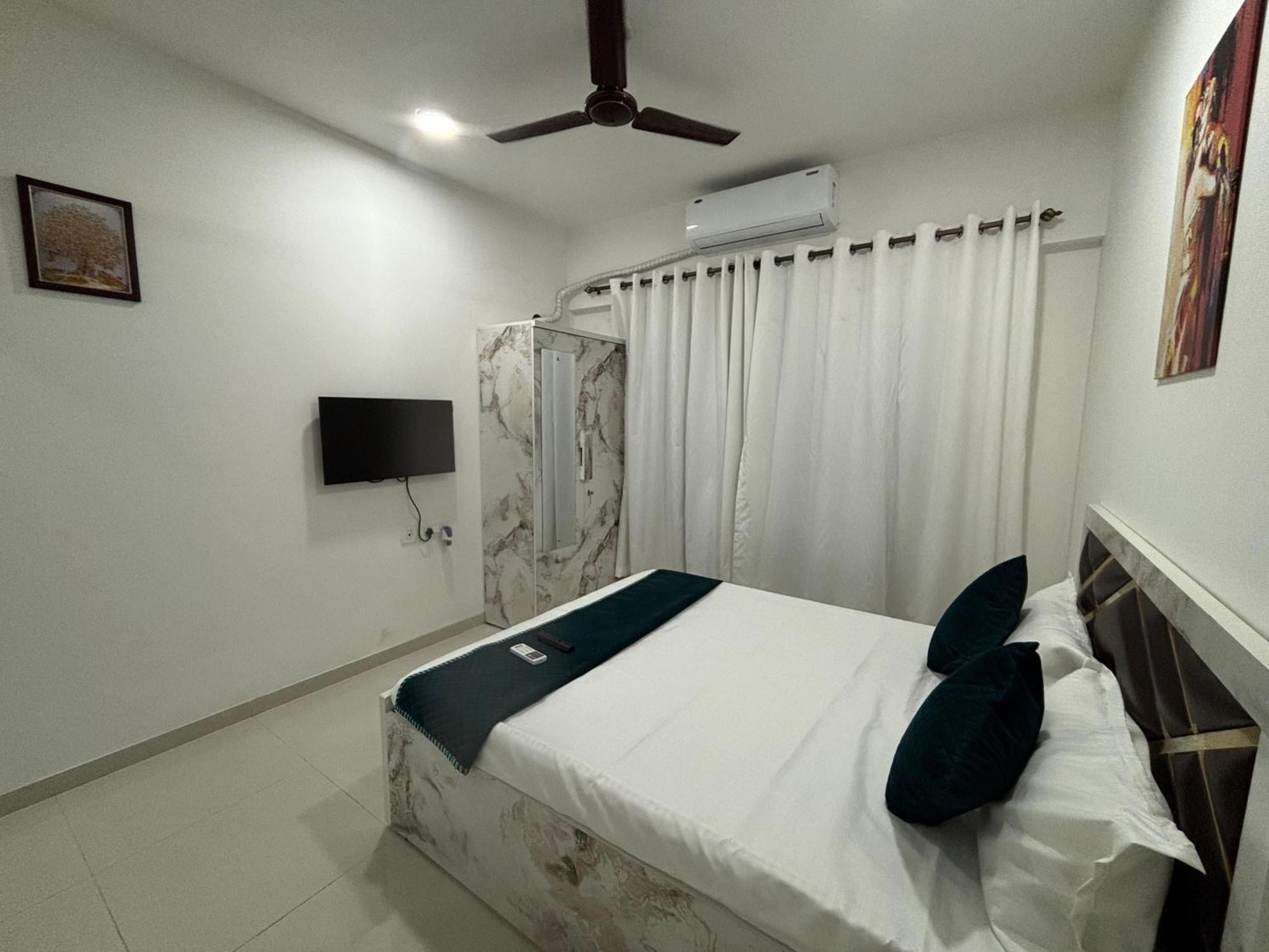 Atithi Homes Luxe Kandivali *