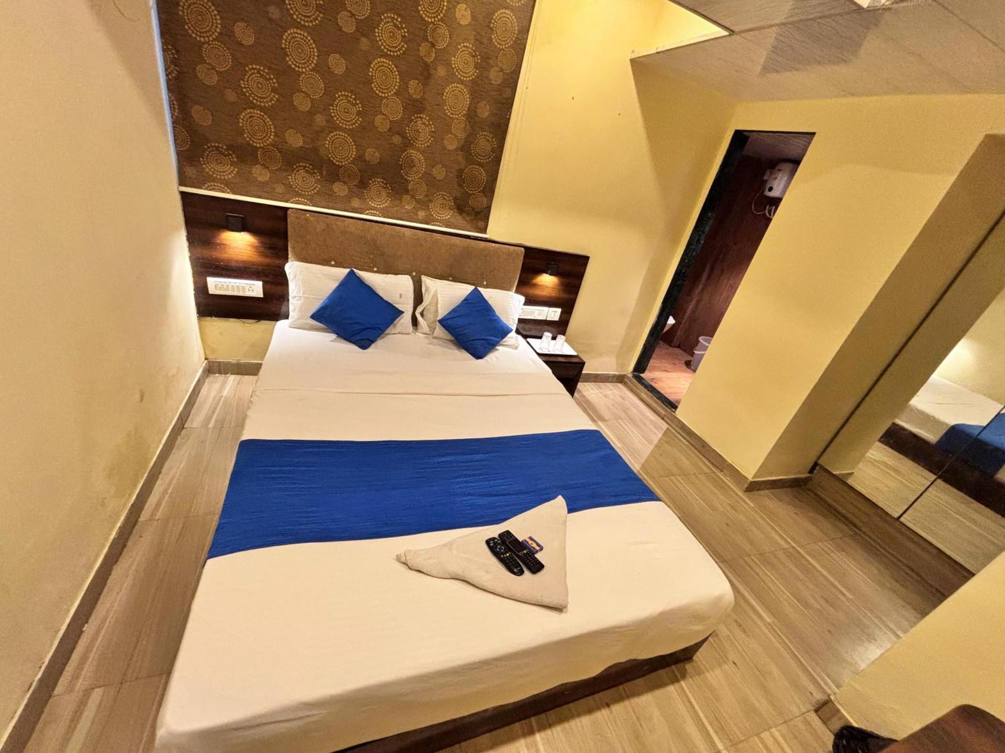 Signature Guest house Mumbai