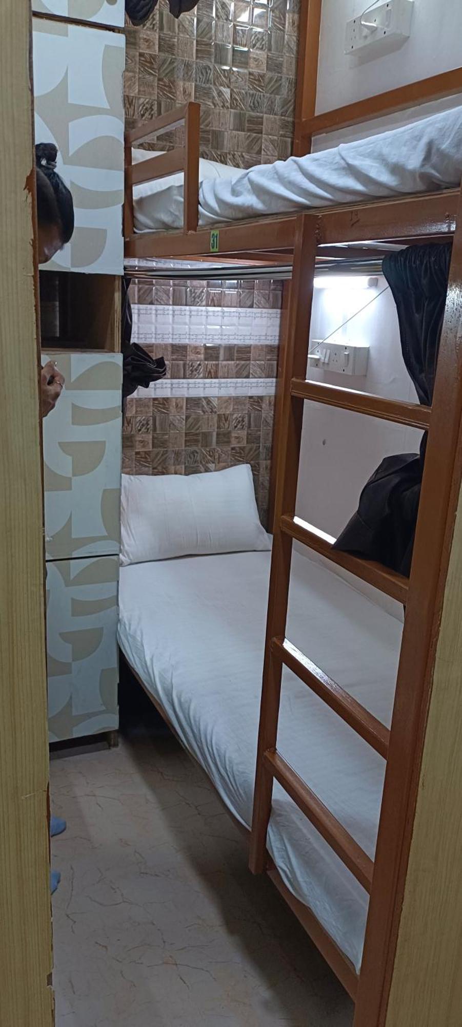 Hostel New Assar Pg Fully Ac *