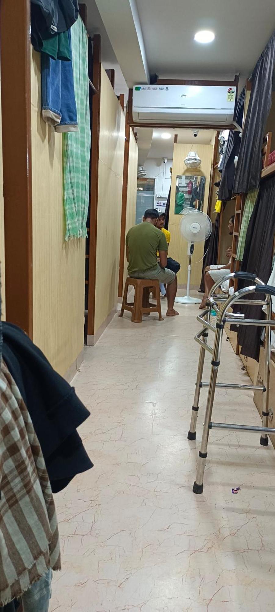 New Assar Pg Fully Ac Mumbai